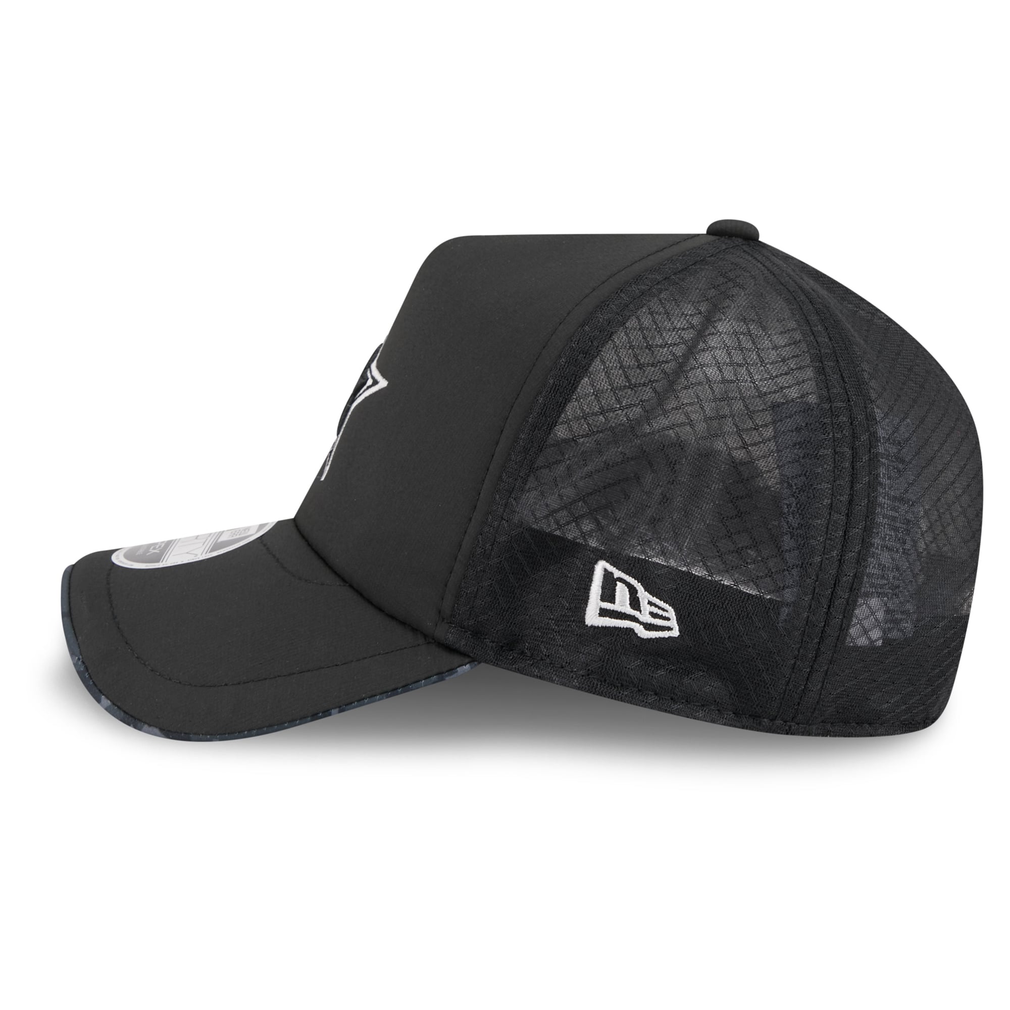 Casquette trucker ajustable New Era Apex 9FORTY Dallas Cowboys 2026 Salute To Service noire pour homme