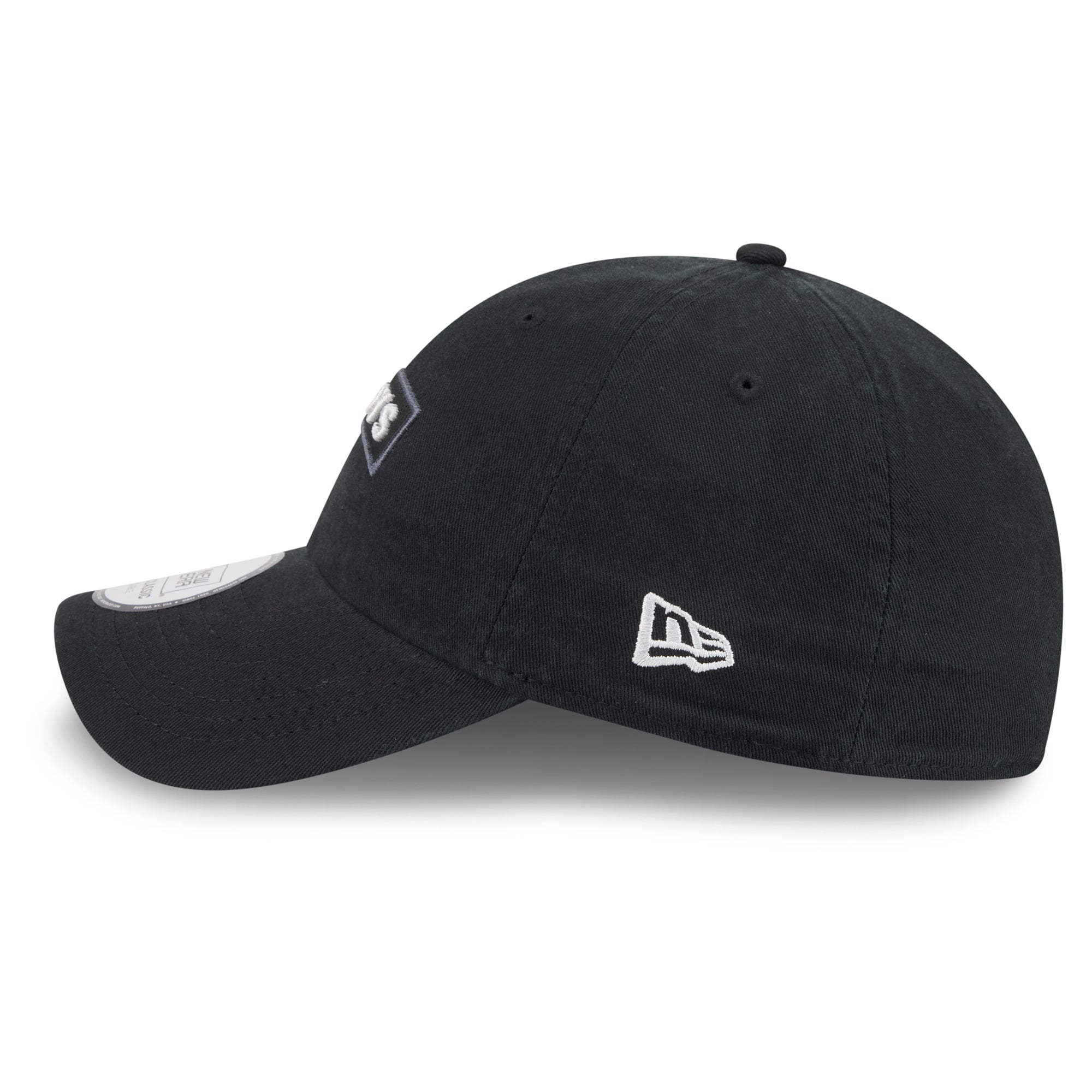 Men's New Era Black Dallas Cowboys 2026 Salute To Service Casual Classic Adjustable Hat