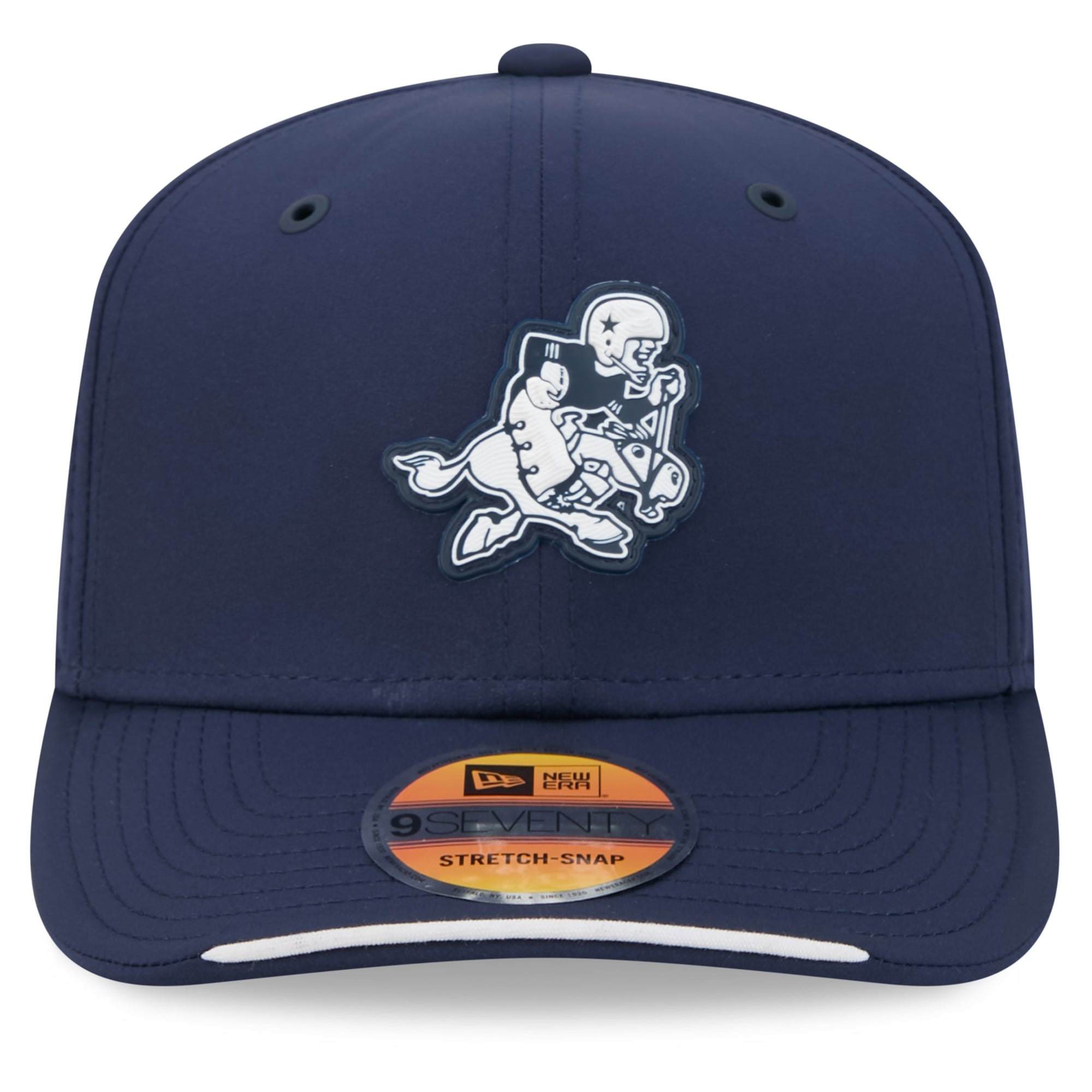 Casquette ajustable New Era Dallas Cowboys 2026 Sideline Throwback 9SEVENTY bleu marine pour homme