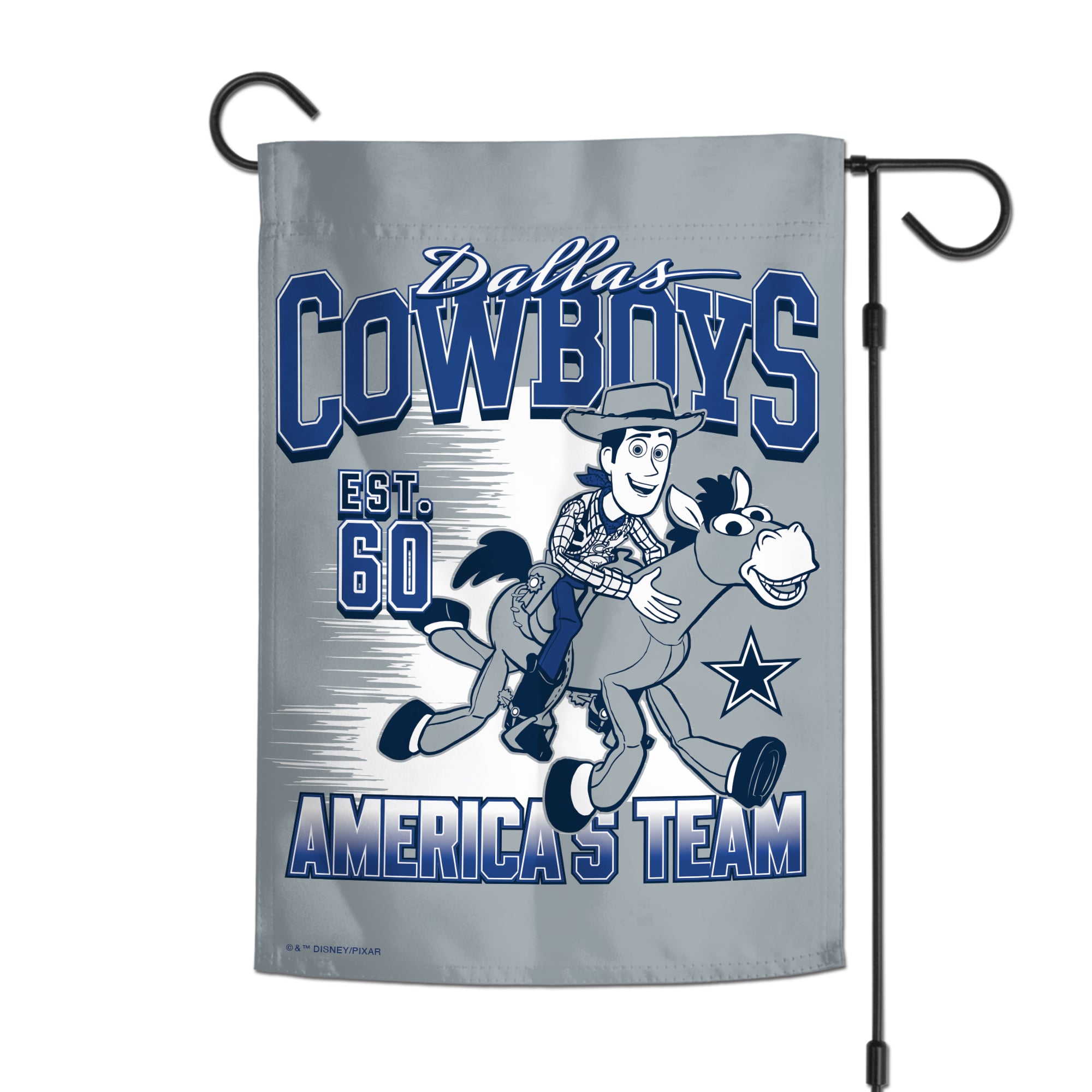 Drapeau de jardin double face WinCraft Dallas Cowboys Disney x NFL Woody 12'' x 18''