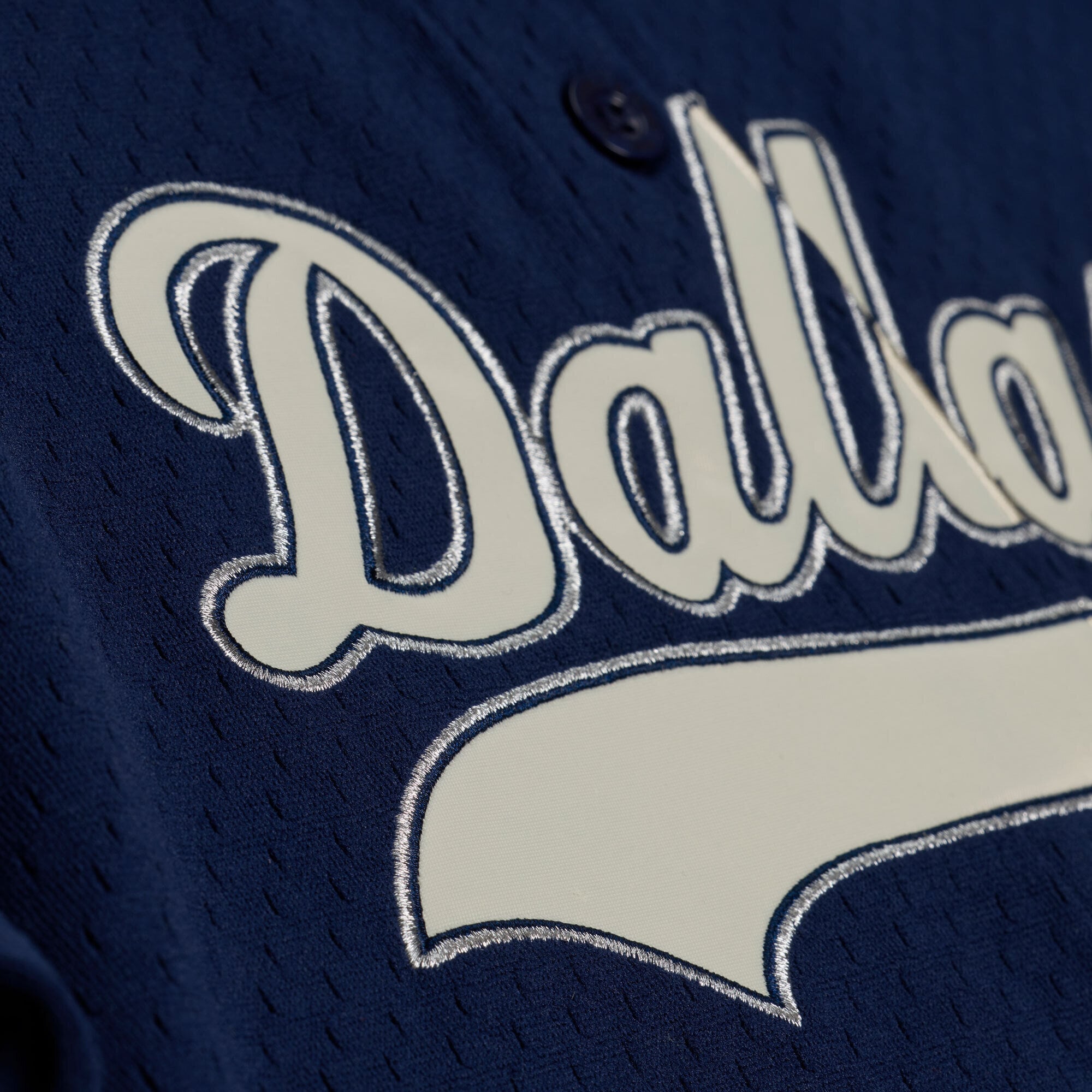 Maillot de baseball rétro Roots bleu marine Mitchell & Ness pour femmes