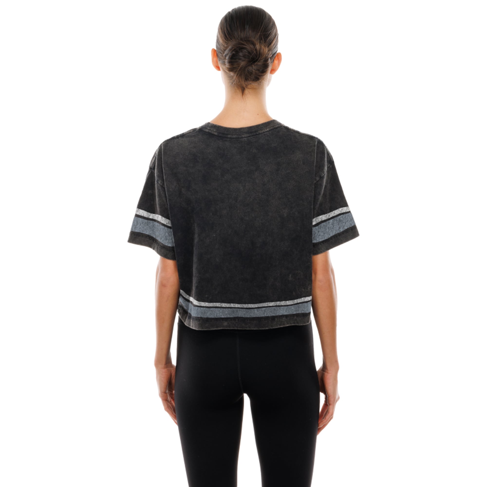 T-shirt court New Era noir Dallas Cowboys Lifestyle pour femme, délavé à l'huile minérale, coupe carrée.