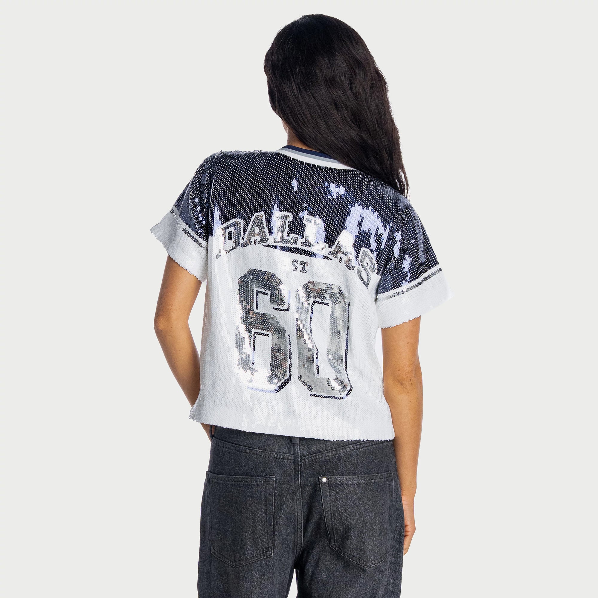 T-shirt à sequins col en V bleu marine The Wild Collective pour femmes, motif Dallas Cowboys