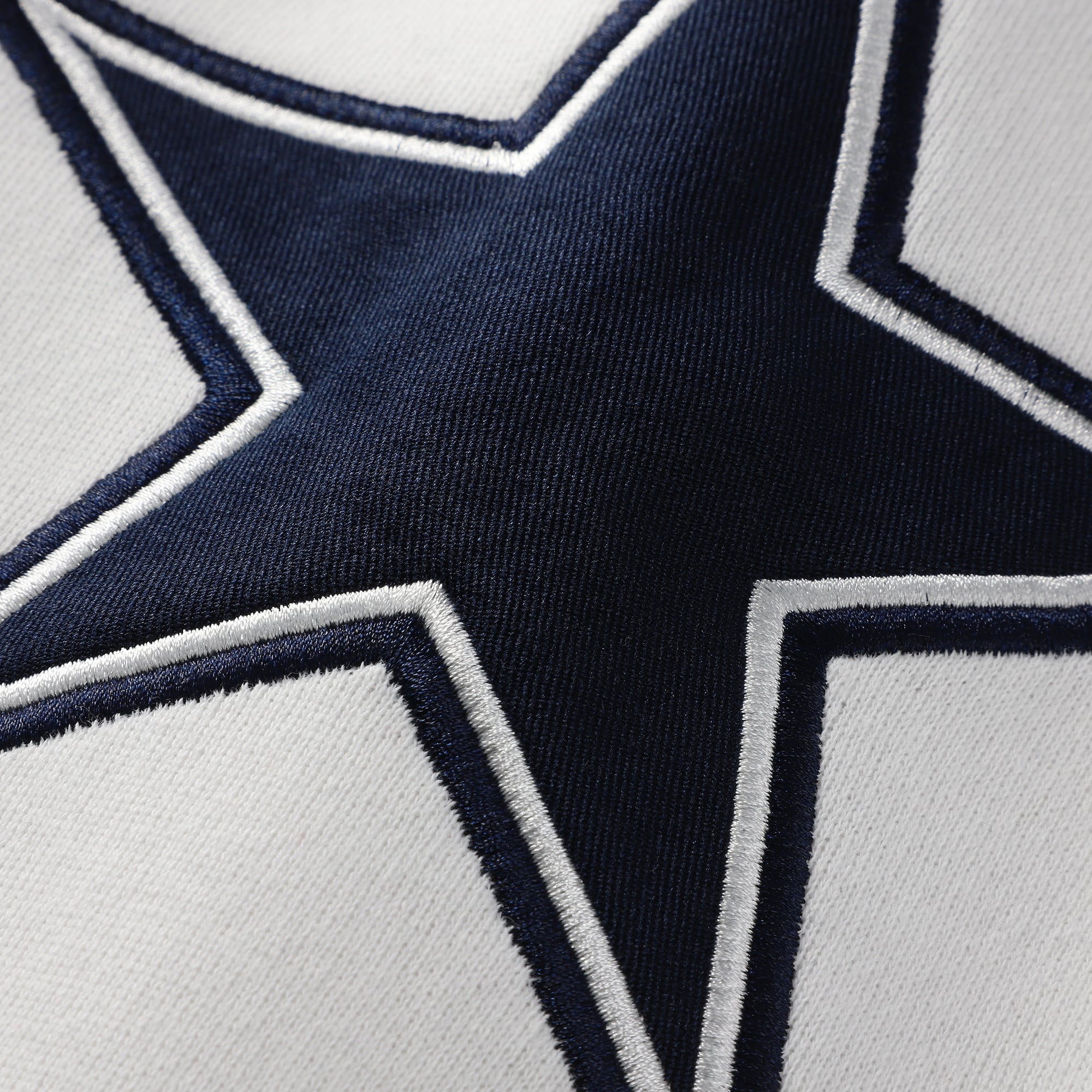 Sweat à capuche en polaire blanche Outerstuff Dallas Cowboys pour jeunes