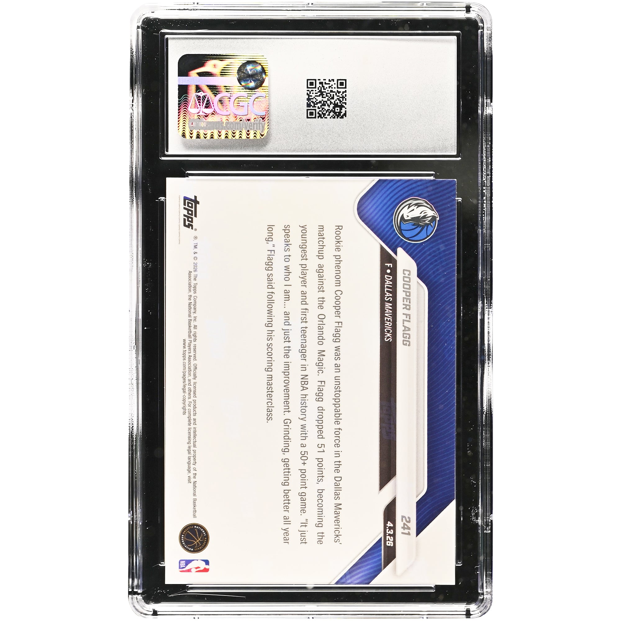 Carte de recrue n° 241 authentifiée CGC de Cooper Flagg, Dallas Mavericks, saison 2025-26, Topps Now : plus jeune joueur de l'histoire de la NBA à avoir marqué plus de 50 points.