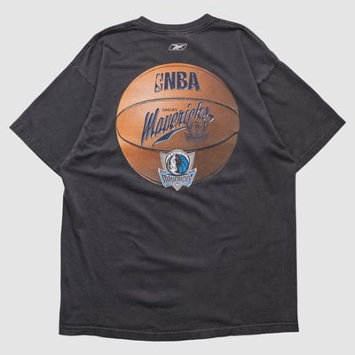 Dallas Mavericks Reebok 2000s T-shirt - Black - L by Fanatics Real Vintage