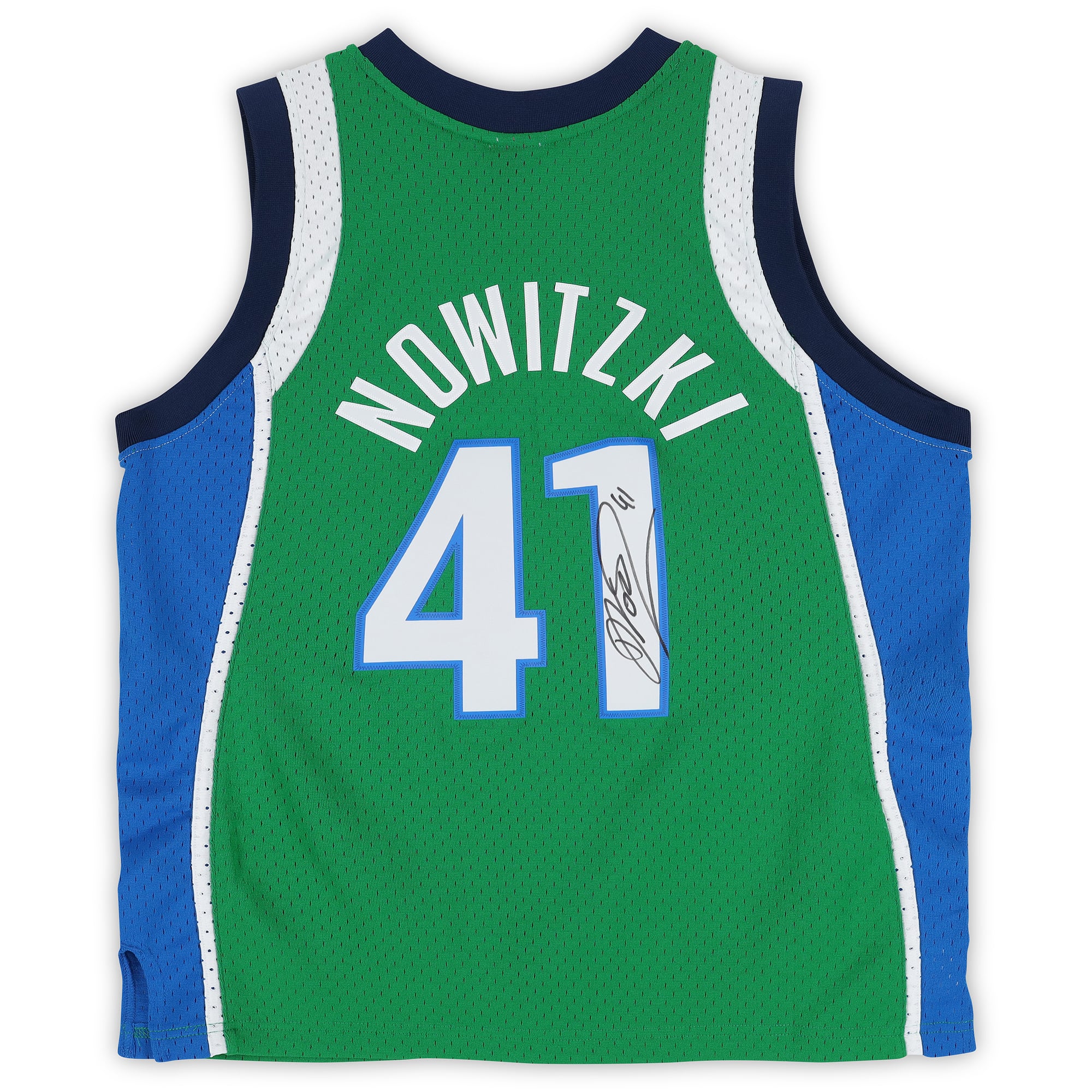 Dirk Nowitzki Dallas Mavericks Autographed Mitchell & Ness Green 2004 Swingman Jersey