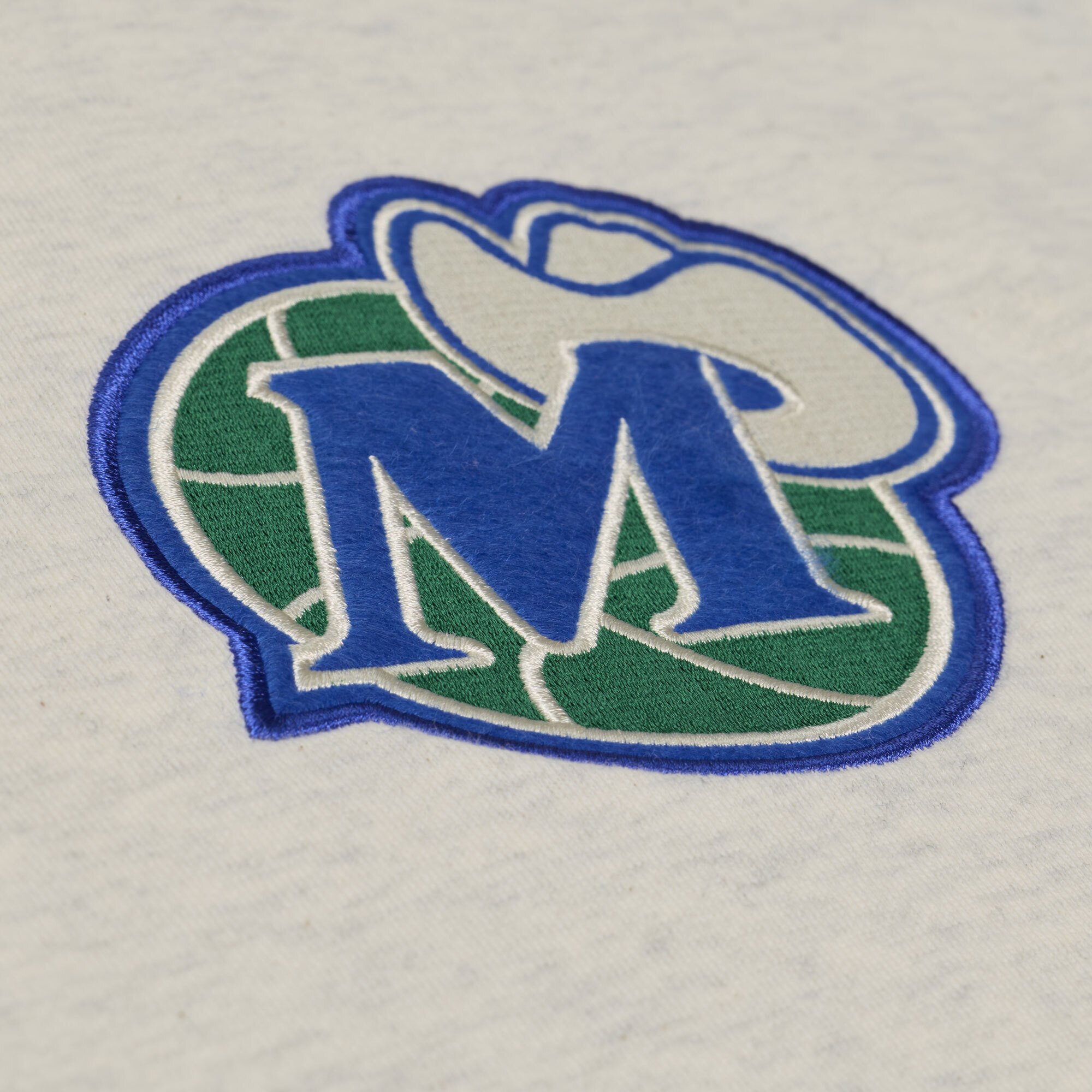 Men's Mitchell & Ness Cream Dallas Mavericks French Terry Hoodie