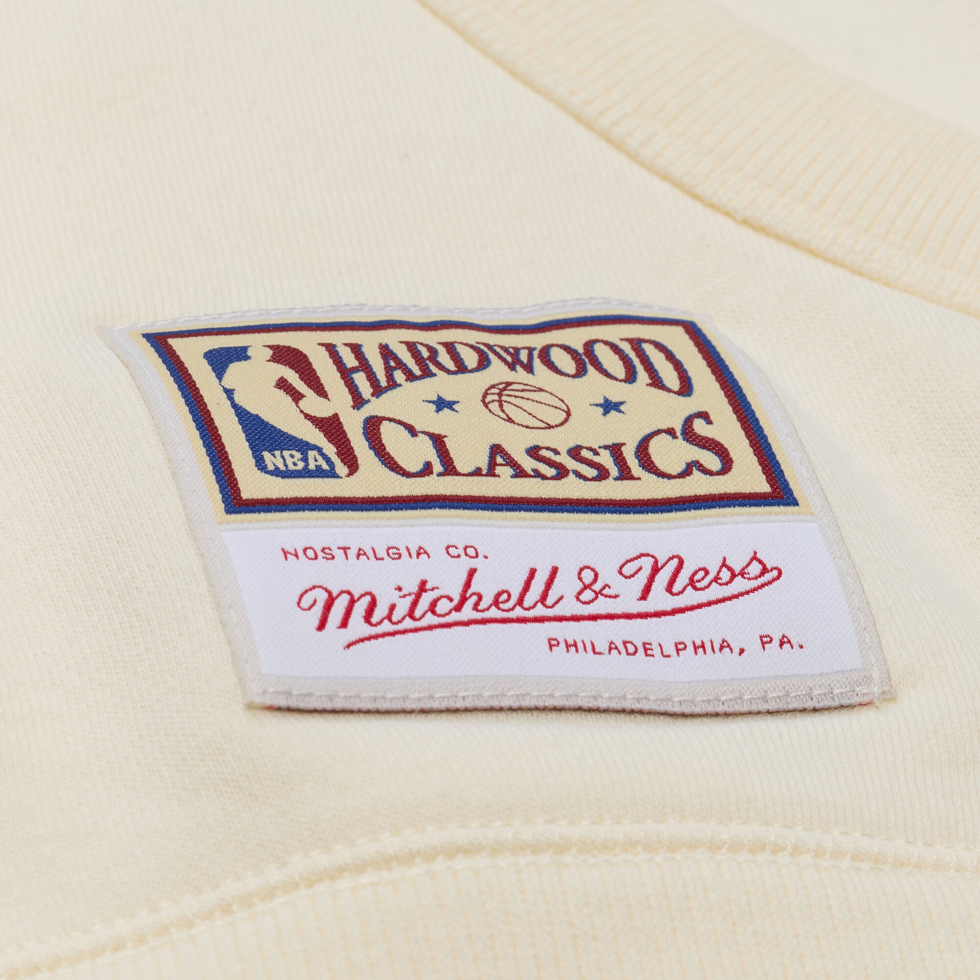 Men's Mitchell & Ness Cream Dallas Mavericks Walk-Off Fleece Hoodie