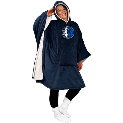 Dallas Mavericks Pegasus Team Color 50" x 70" Bloncho Sherpa Fan Cape