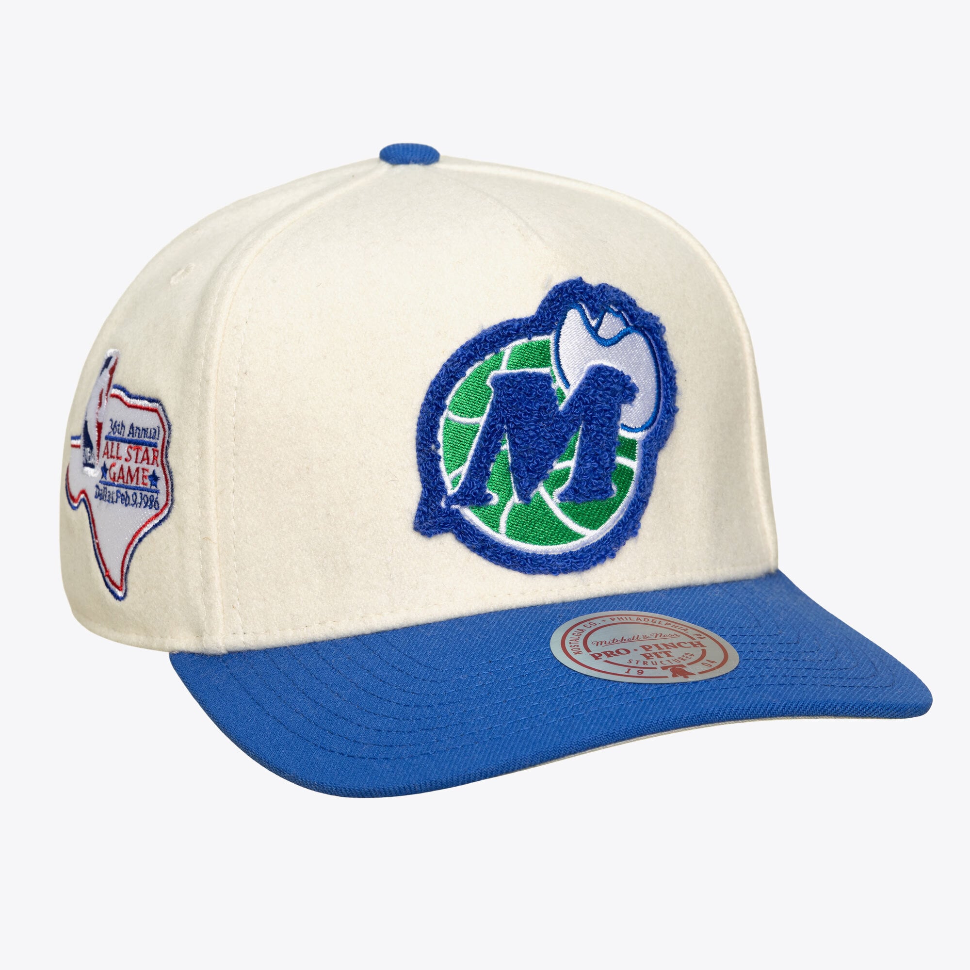 Casquette unisexe Mitchell & Ness crème Dallas Mavericks Team Pro ajustable