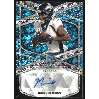 2024 Panini Spectra Signatures Neon Blue #21 Marvin Mims