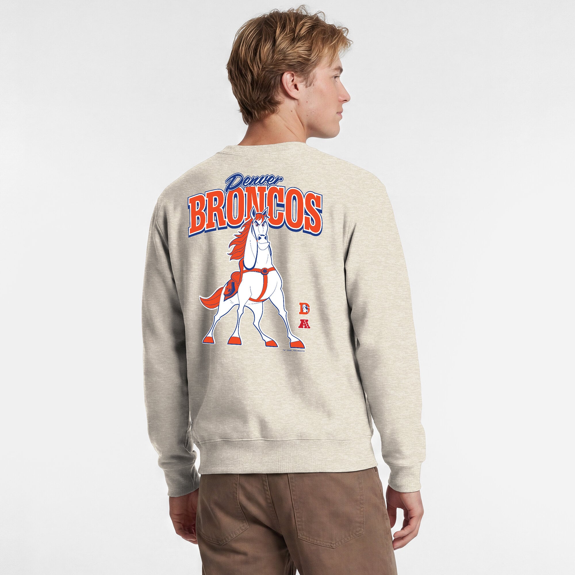 Men's Disney x Champion  Oatmeal Denver Broncos Powerblend Left Chest Fullback Crew Sweatshirt