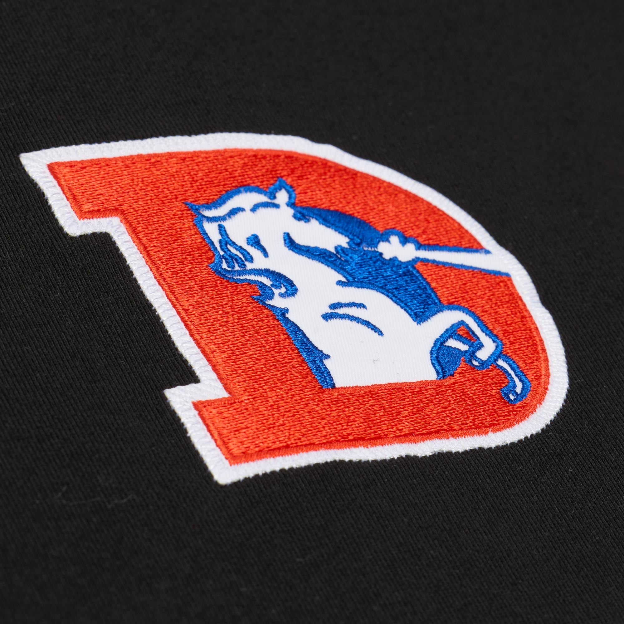 Men's Mitchell & Ness John Elway Black Denver Broncos Retired Solo Player T-Shirt