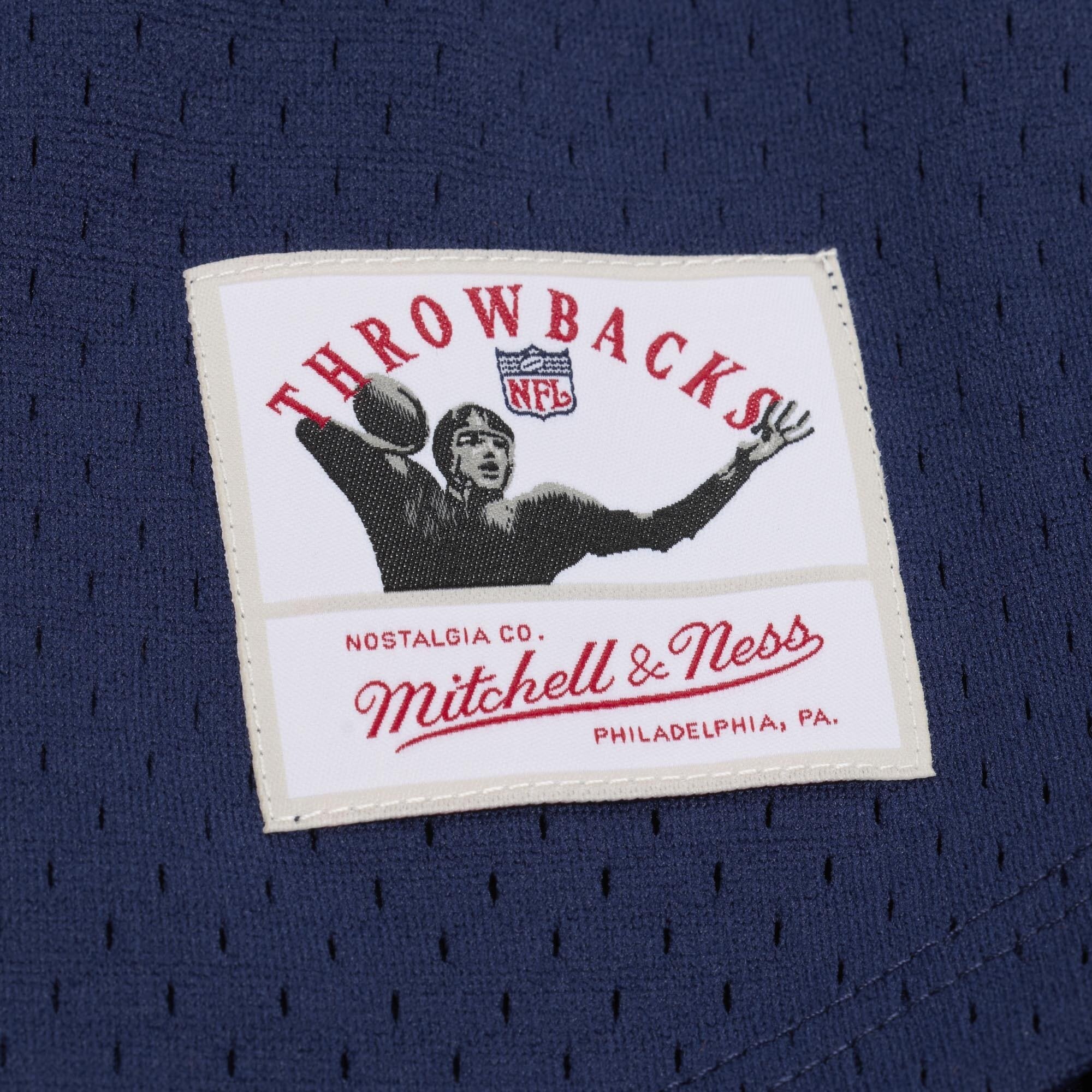 T-shirt en maille Mitchell & Ness John Elway bleu marine pour homme, Denver Broncos, avec nom et numéro de joueur retraité