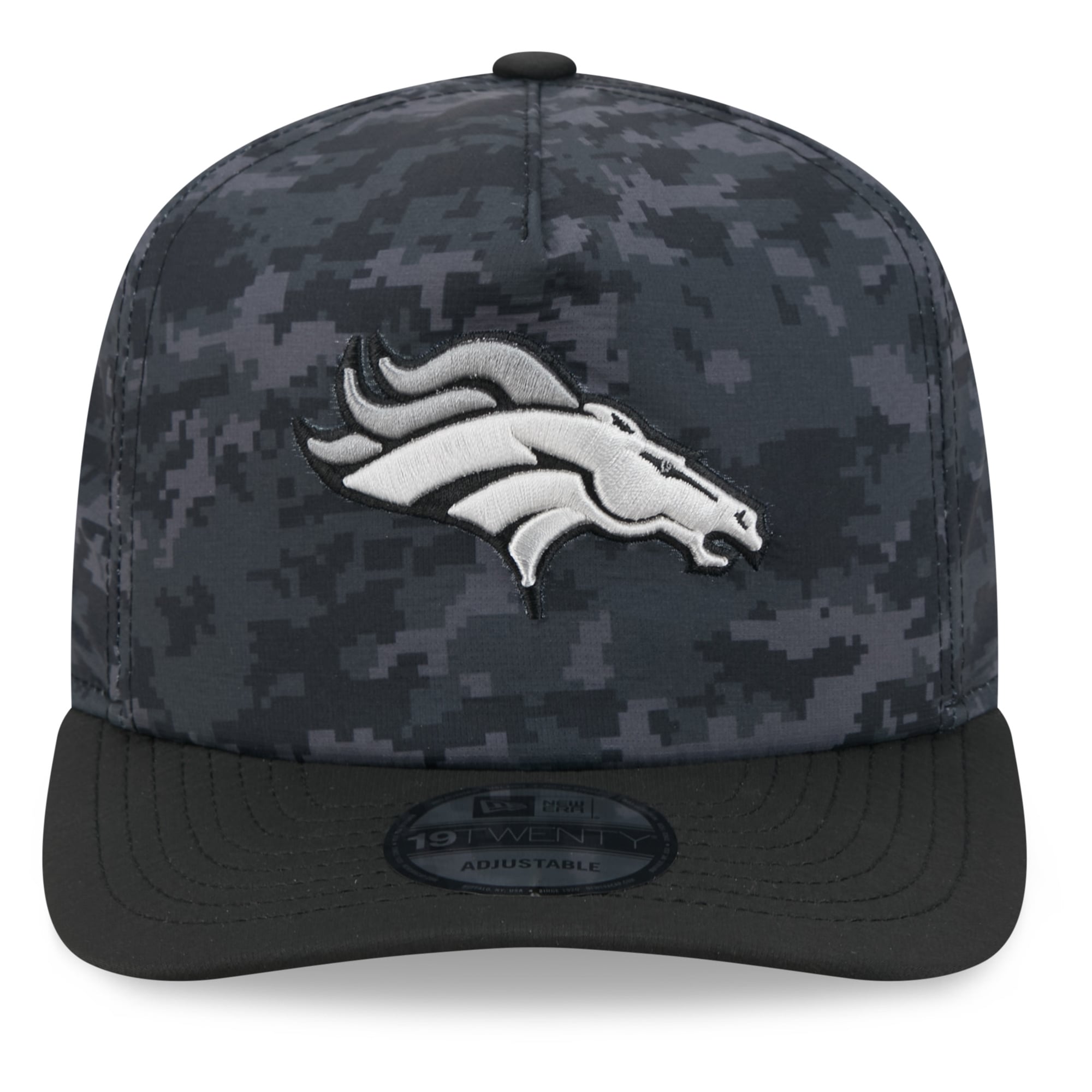 Casquette ajustable New Era noire Denver Broncos 2026 Salute To Service 19TWENTY pour homme