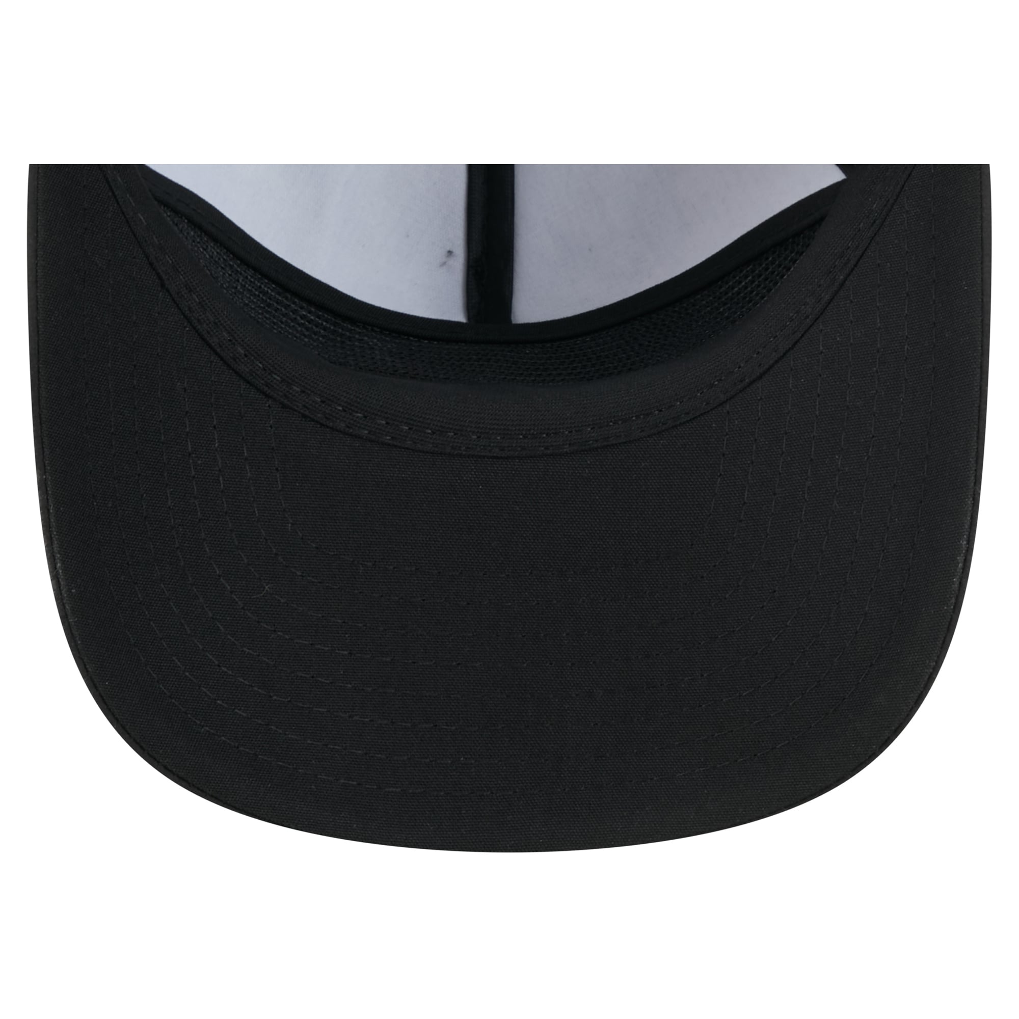 Casquette ajustable New Era noire Denver Broncos 2026 Salute To Service 19TWENTY pour homme