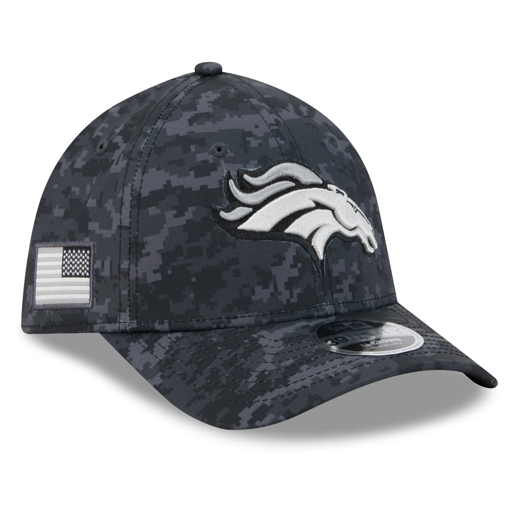 Casquette extensible New Era noire Denver Broncos 2026 Salute To Service 39THIRTY M-Crown pour homme