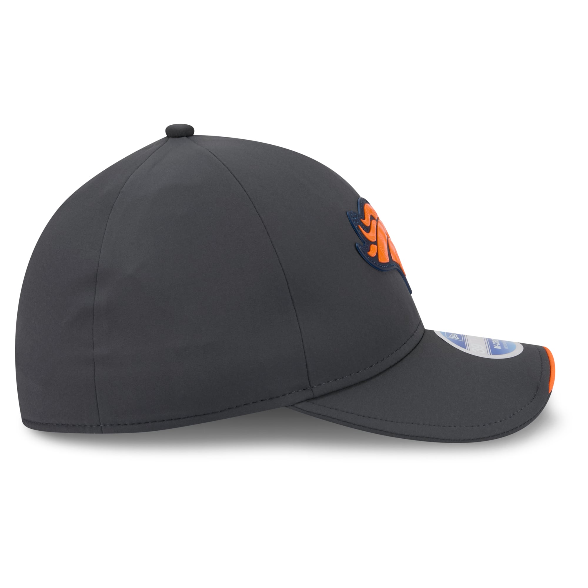 Casquette New Era 39THIRTY M-Crown Stretch pour homme, couleur anthracite, Denver Broncos, collection 2026, idéale les temps froids.