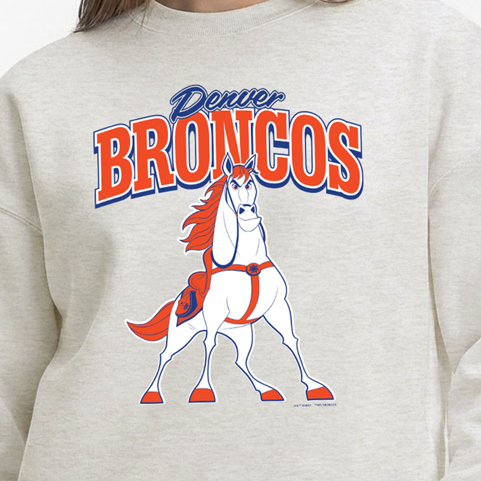 Sweat-shirt polaire Disney x Champion couleur avoine Denver Broncos All-Star pour femme