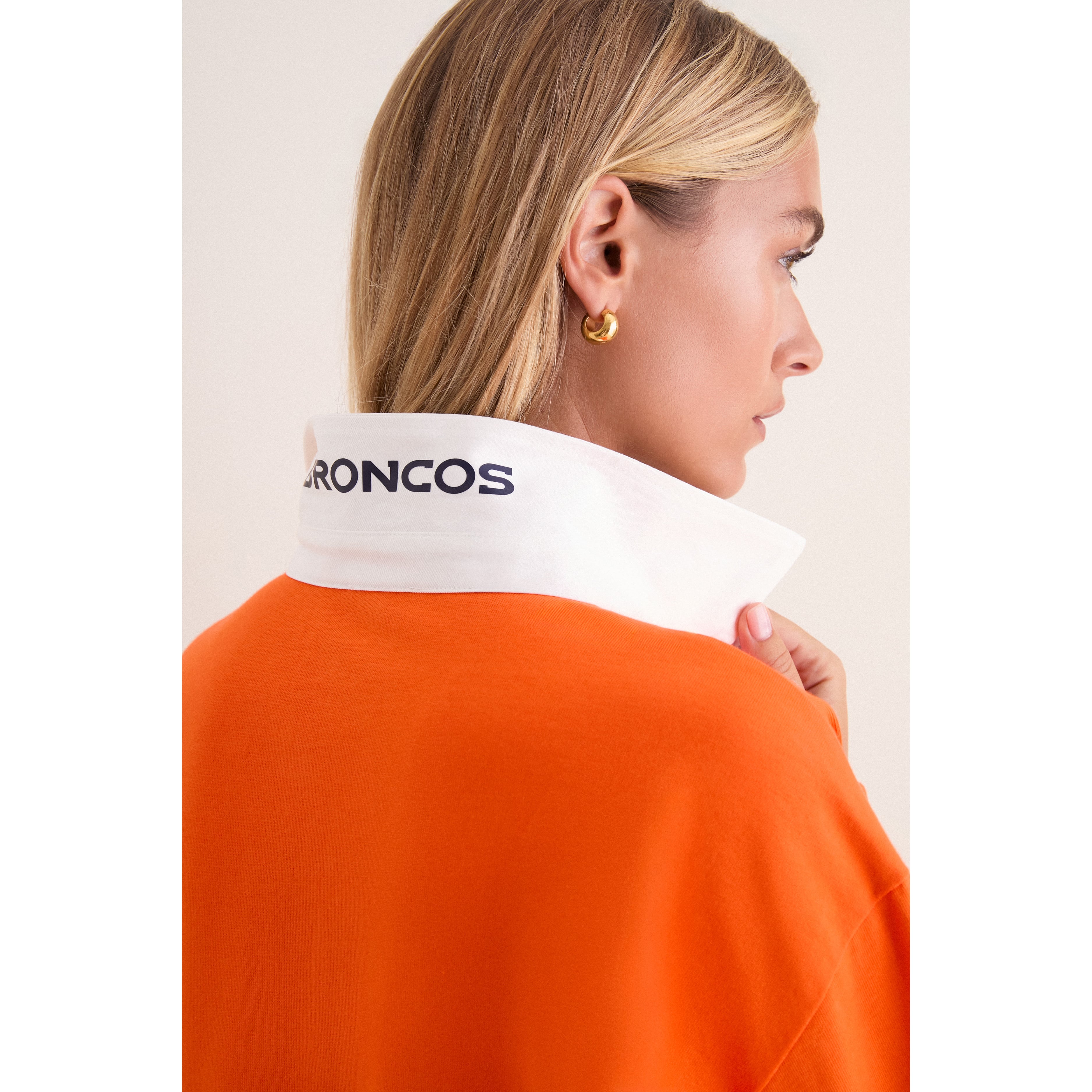 Polo de rugby à manches longues Tuckernuck orange Denver Broncos pour femme