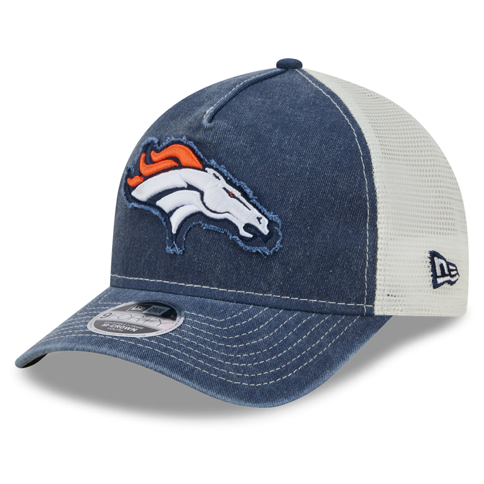 Casquette trucker ajustable New Era bleu marine Denver Broncos 9FORTY pour jeunes, modèle A-Frame M-Crown, pour supporters des Broncos de Denver.