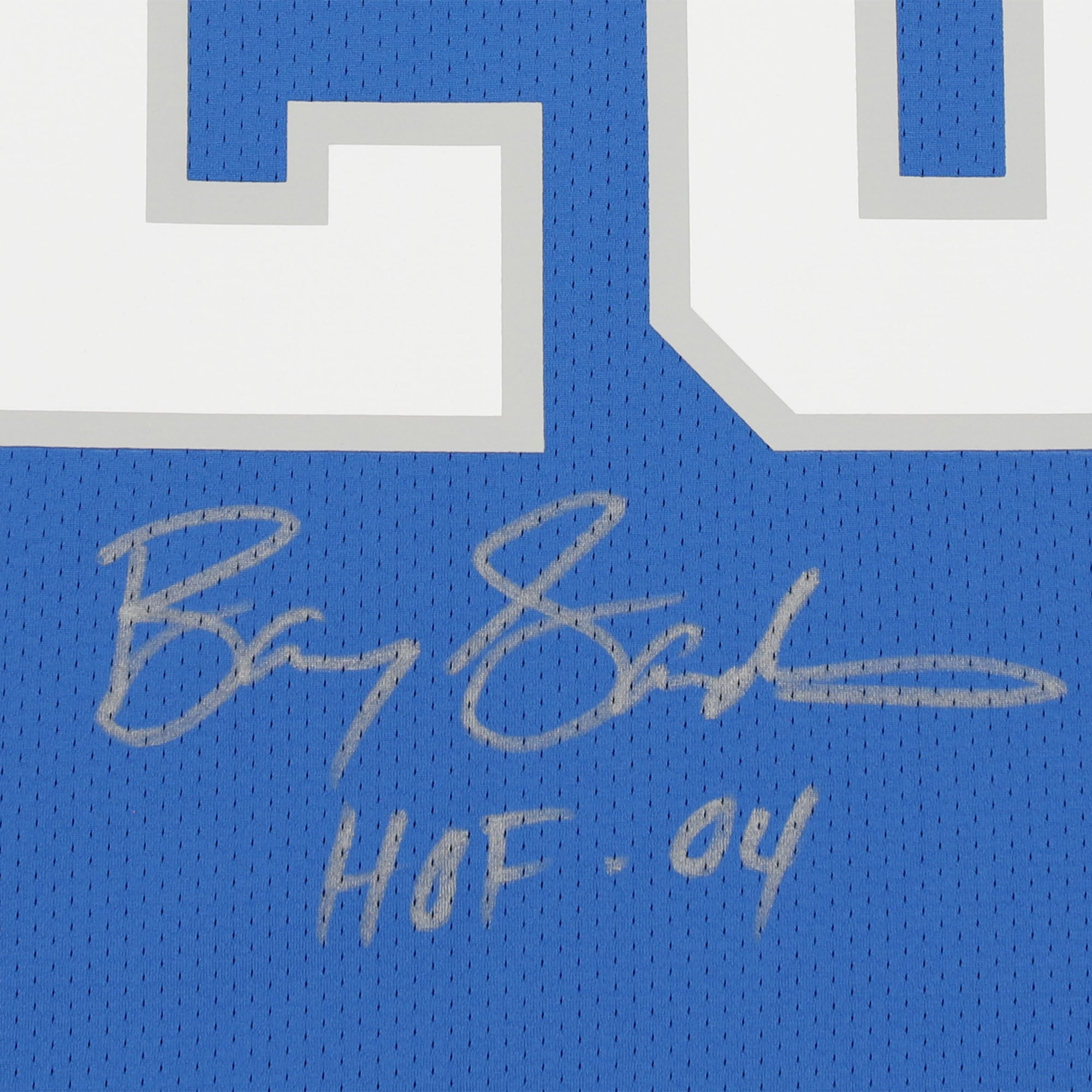 Maillot authentique bleu Mitchell & Ness autographié par Barry Sanders des Lions de Détroit, avec inscription « HOF 04 ».