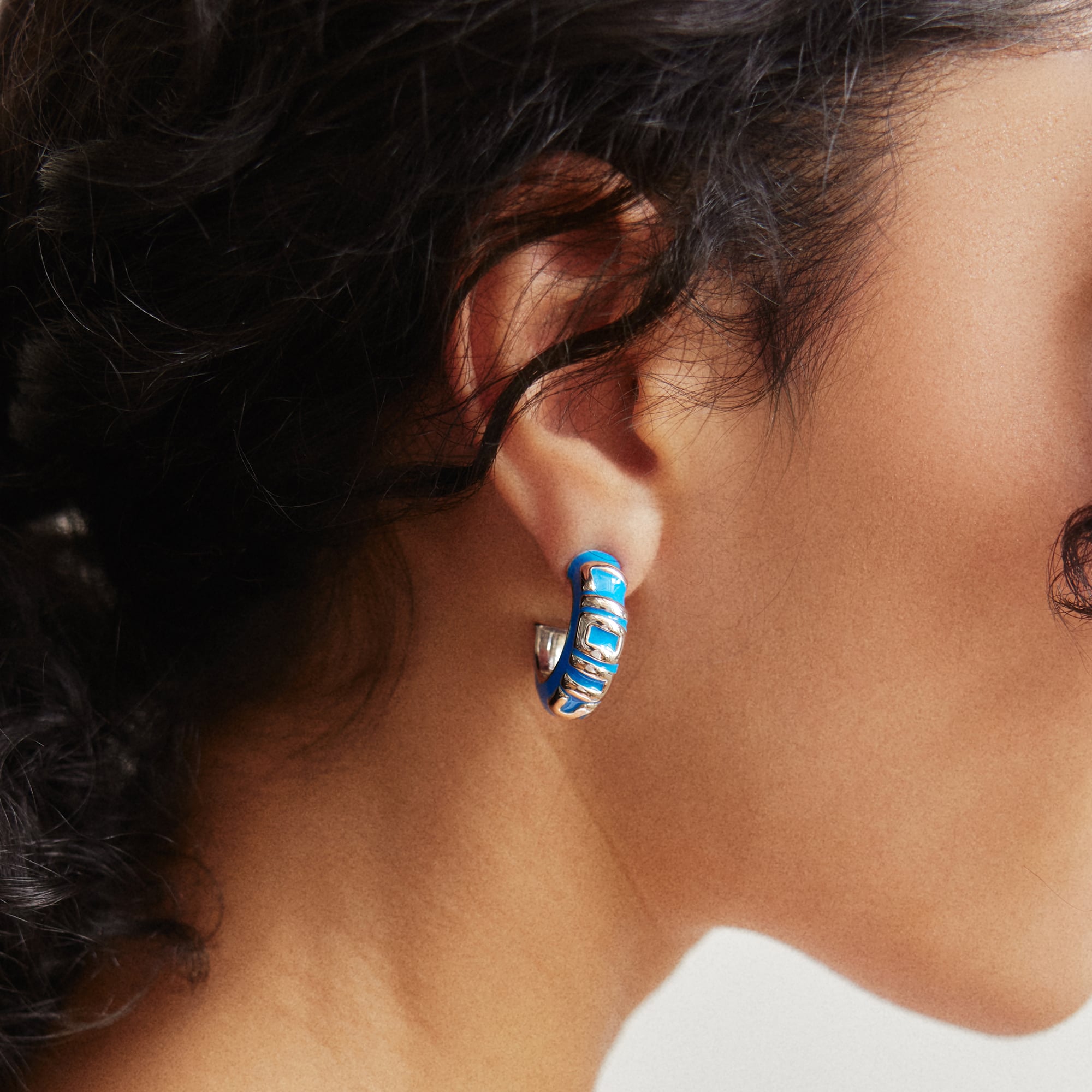 BaubleBar Detroit Lions Puffy Enamel Hoop Earrings