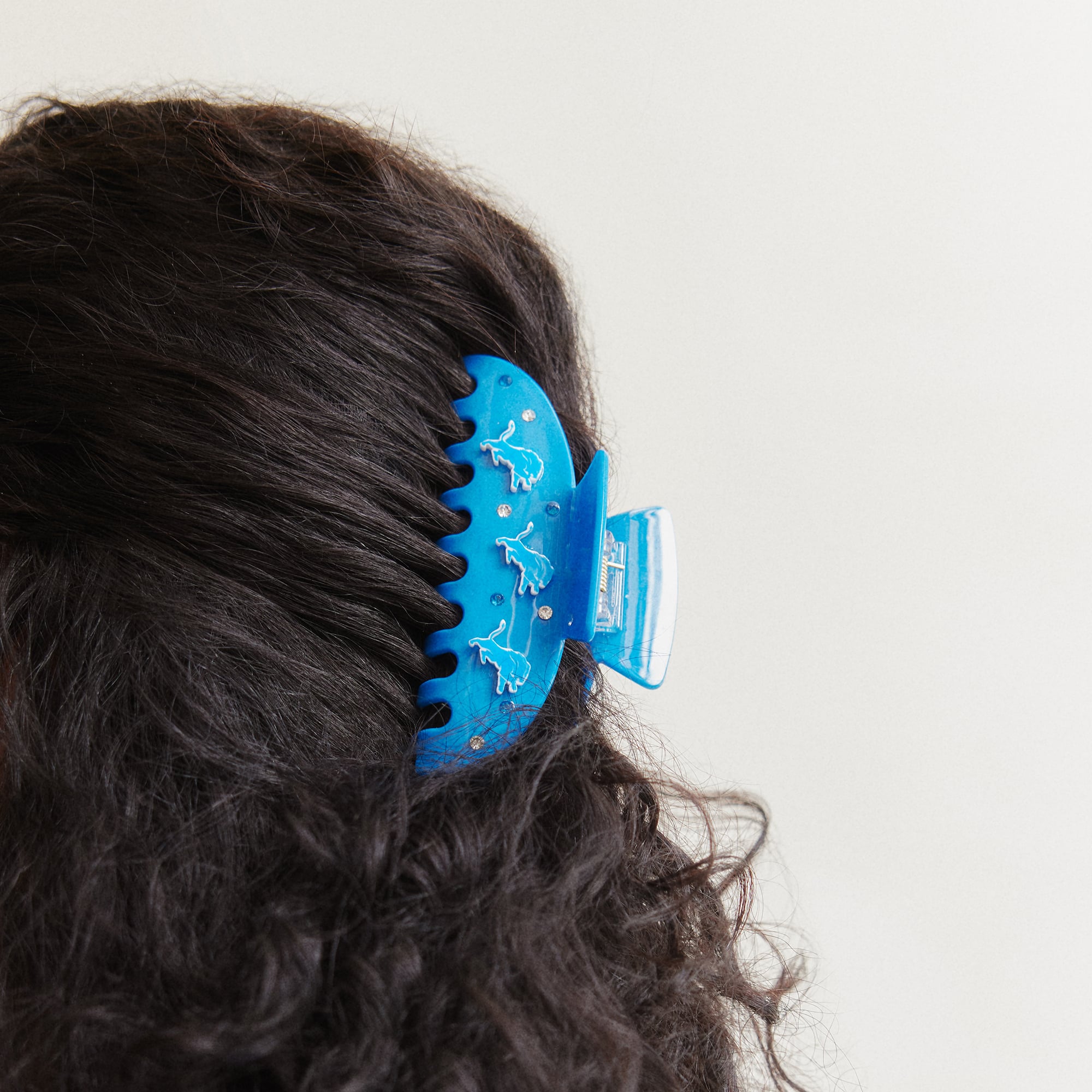 BaubleBar Detroit Lions Stacked Hair Claw Clip