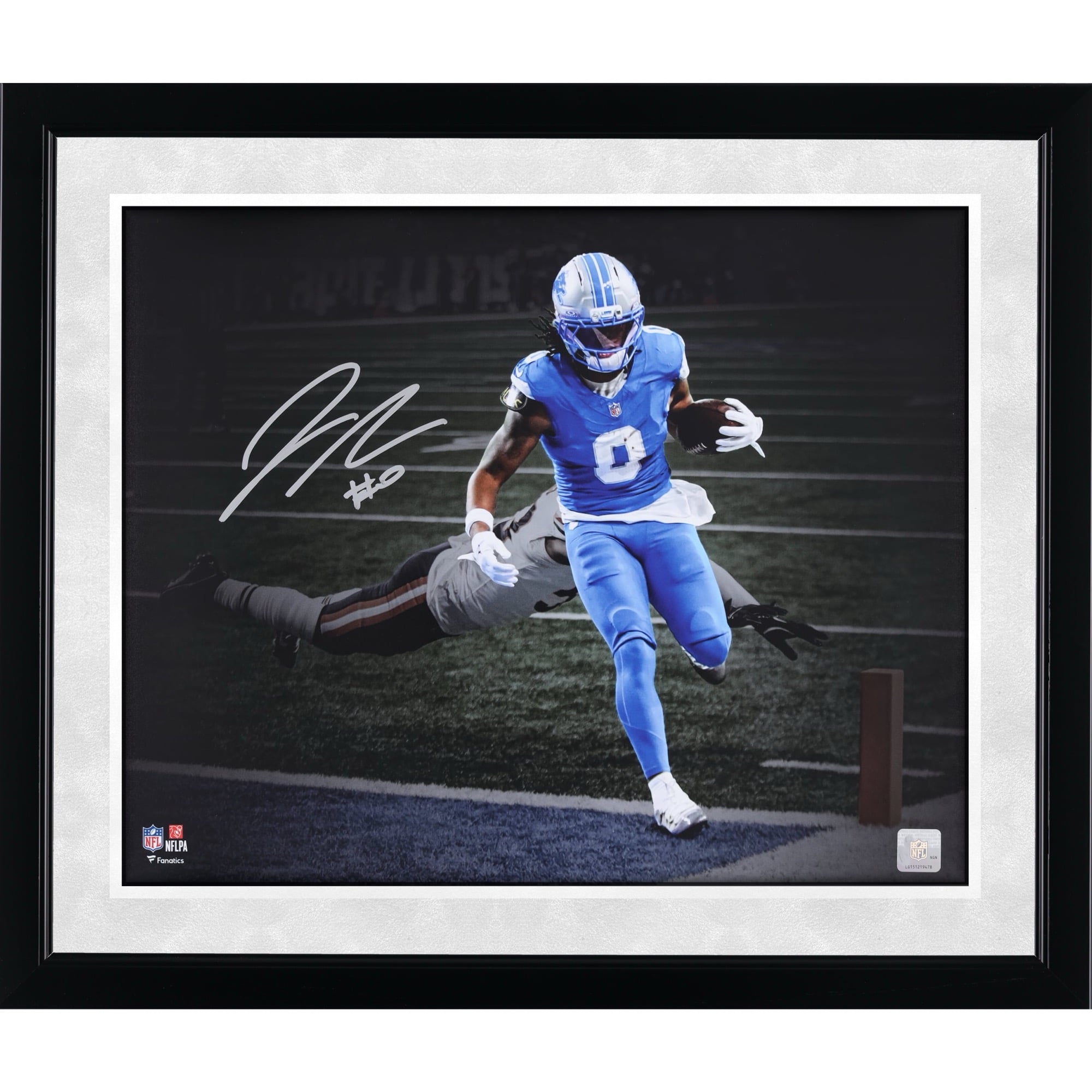 Jahmyr Gibbs Detroit Lions Autographed 16" x 20" Touchdown Spotlight Photograph