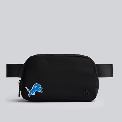 Detroit Lions lululemon Everywhere Belt Bag - Black