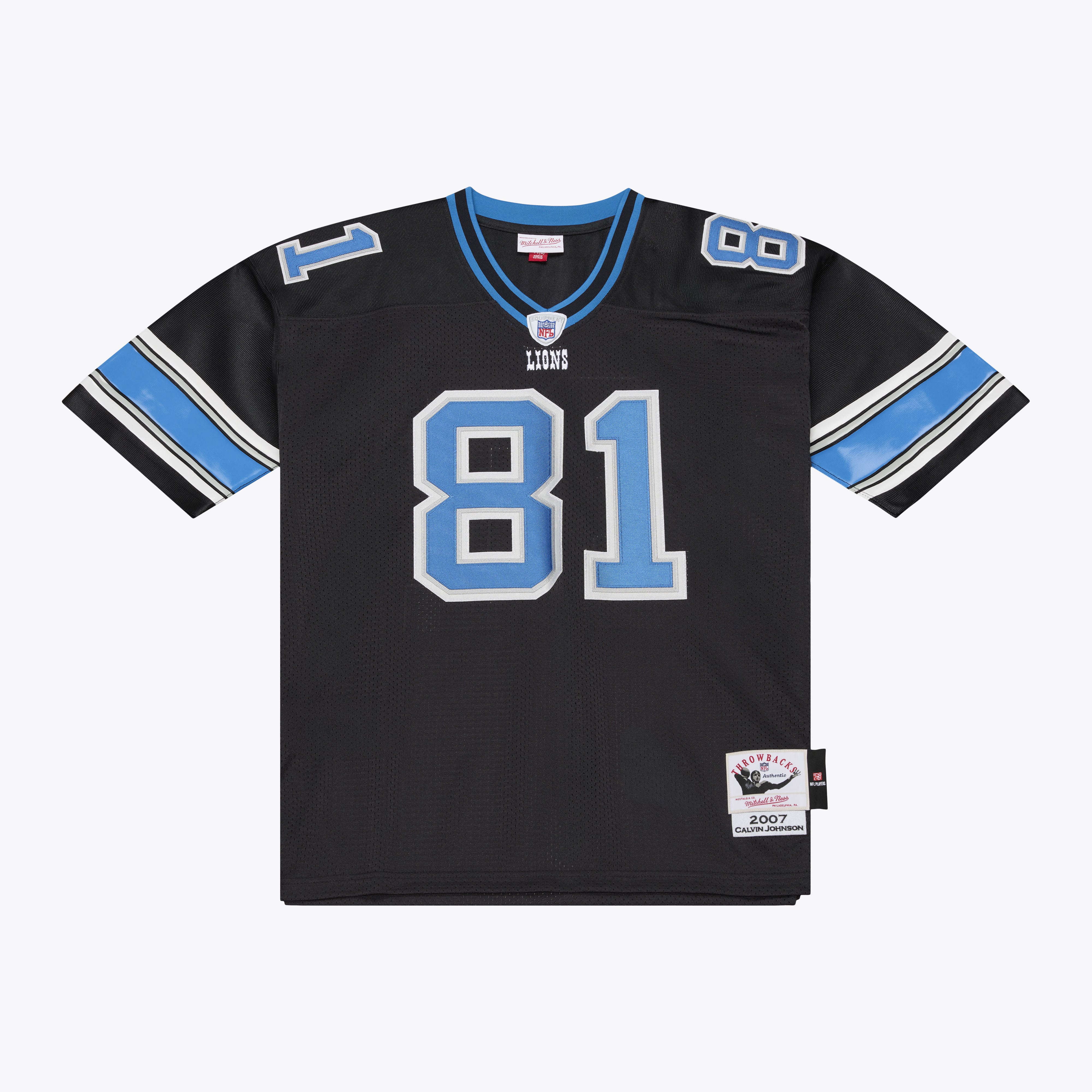 Maillot authentique rétro Mitchell & Ness Calvin Johnson bleu des Lions de Détroit 2007, porté par un joueur retraité.