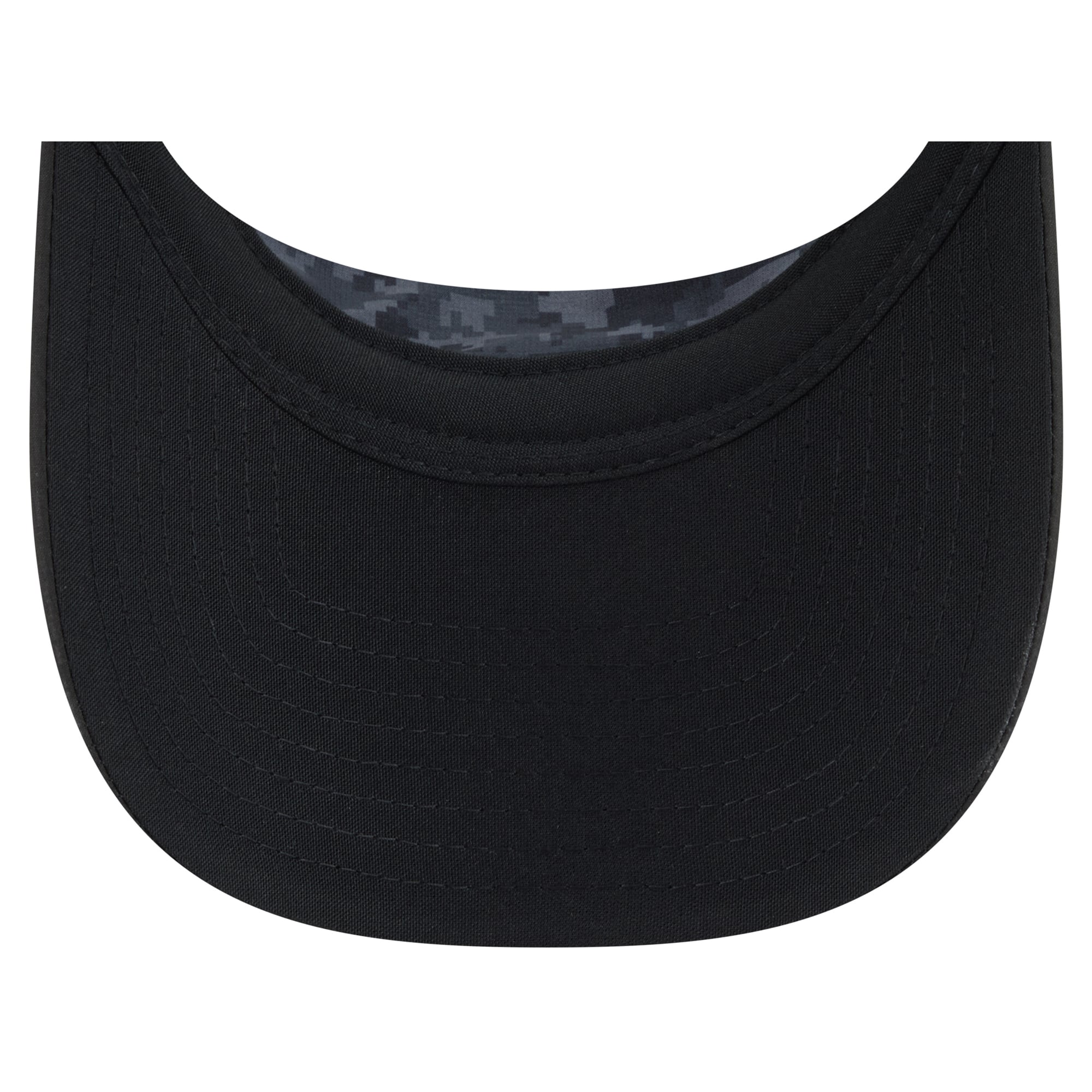 Casquette New Era noire pour homme, modèle Detroit Lions 2026 Salute To Service, visière ajustable