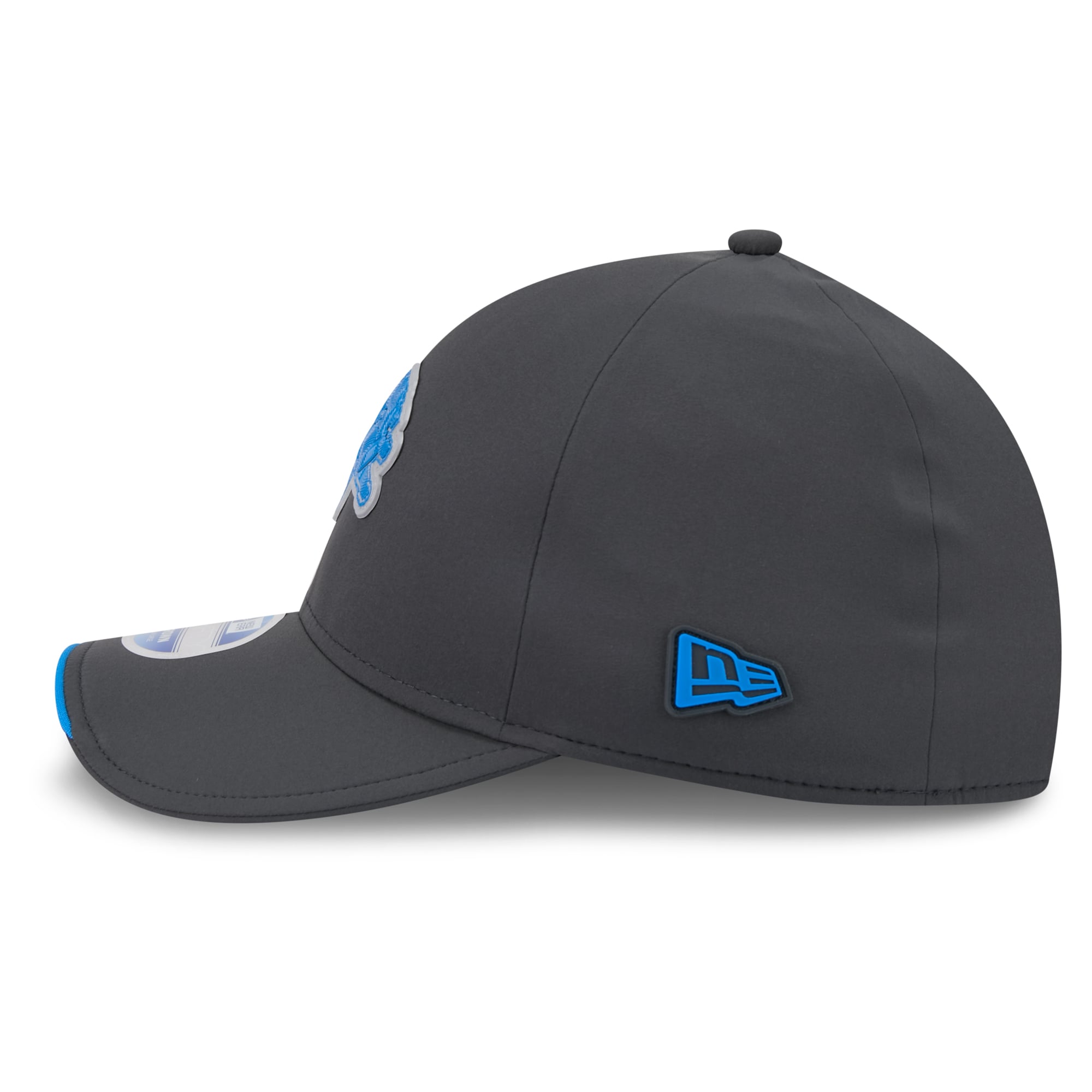 Casquette ajustable New Era Detroit Lions 2026 Sideline pour homme, couleur anthracite, modèle 9FORTY M-Crown, idéale pour les temps froids.