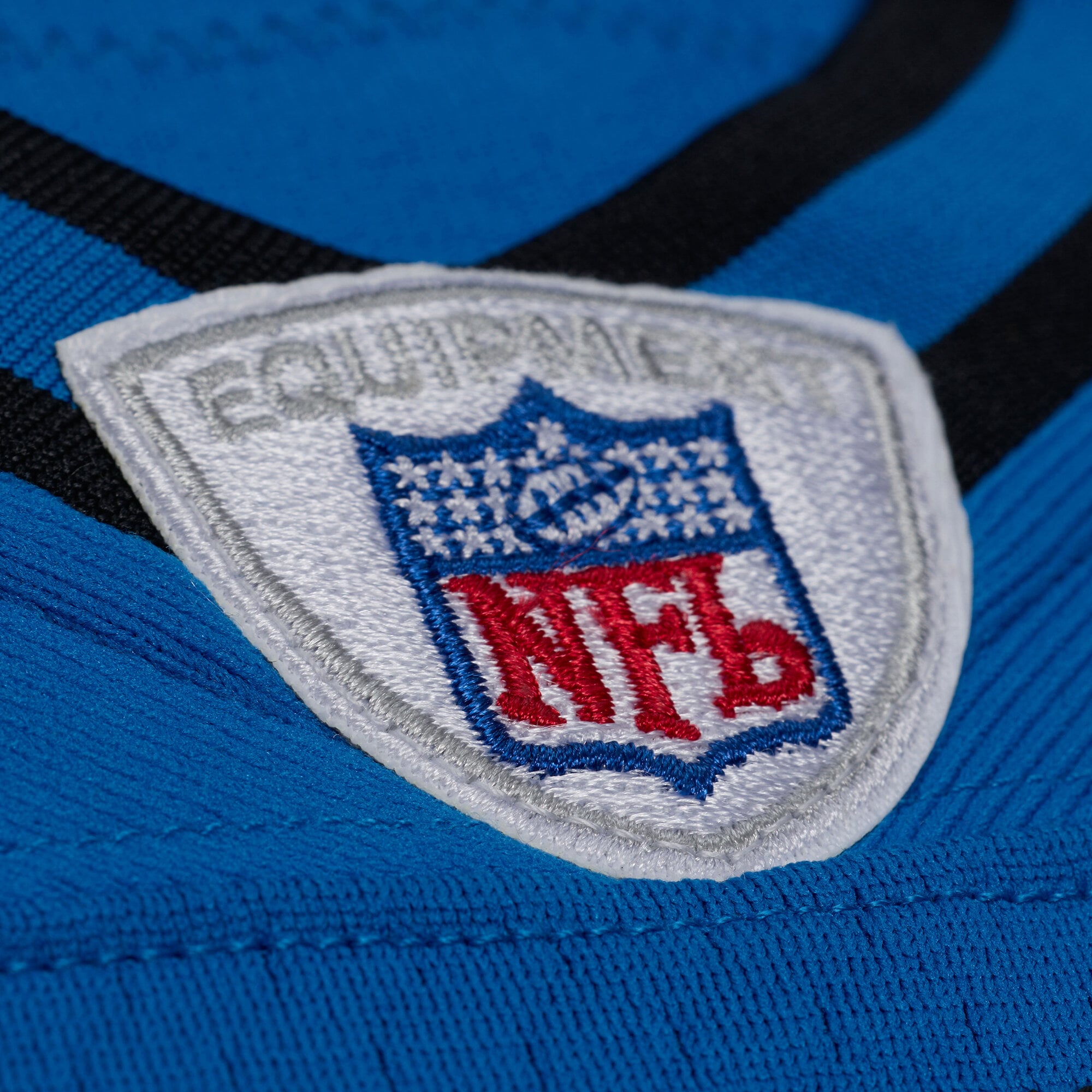 Maillot réplique Mitchell & Ness Calvin Johnson bleu Detroit Lions 2007 Legacy pour femme