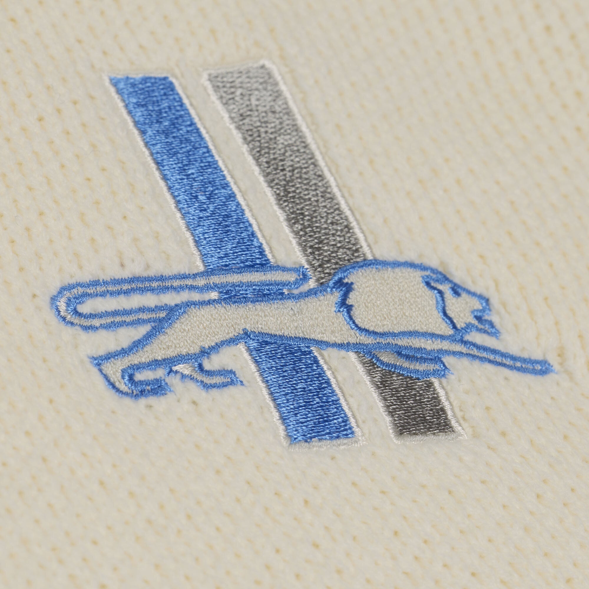 Women's Mitchell & Ness Cream Detroit Lions Retro Roots V-Neck Sweater Vest