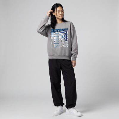 Detroit Lions Mitchell & Ness Women's Street Graphic Crewneck Sweatshirt - Gray