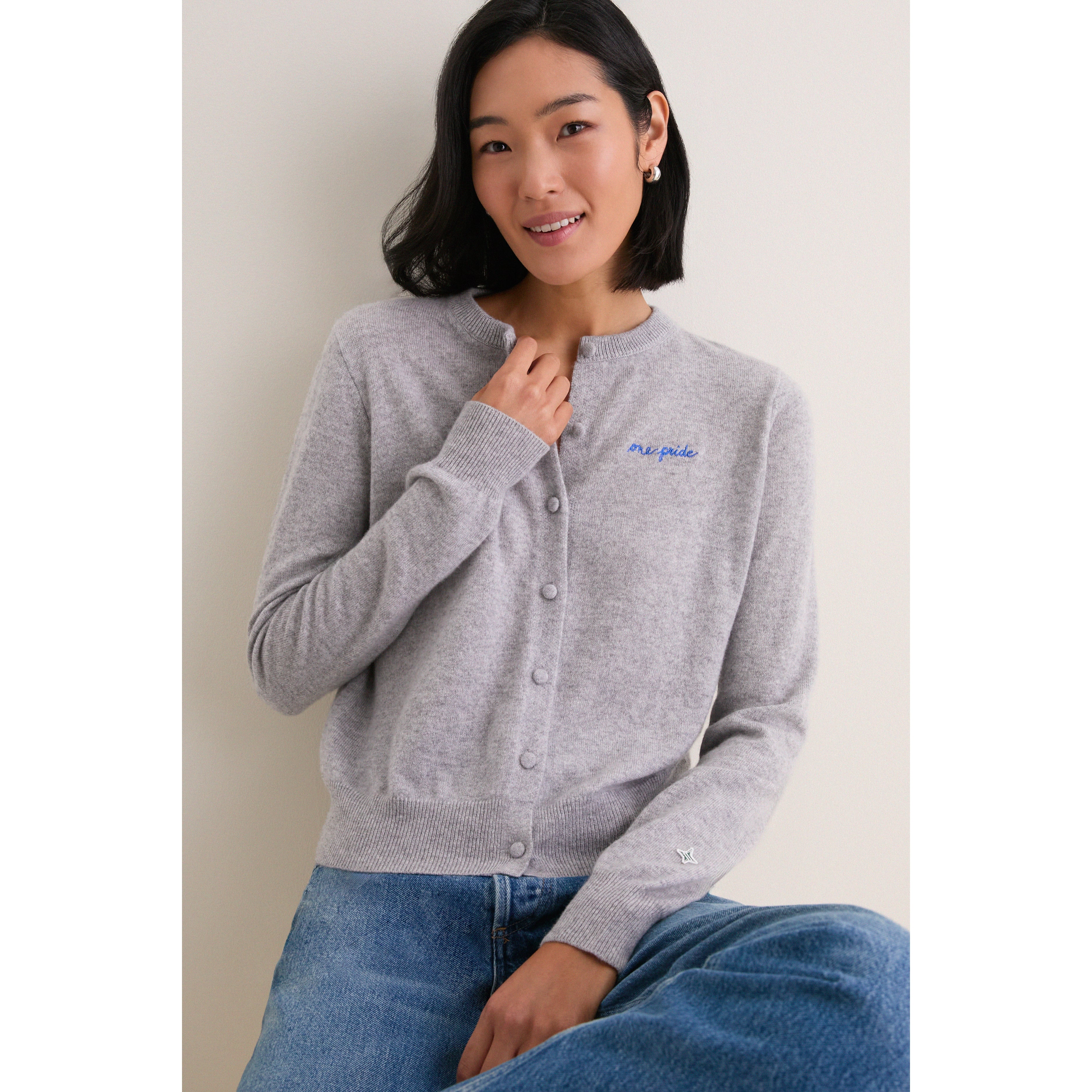 Gilet en cachemire gris à boutons pour femme, modèle Detroit Lions de Tuckernuck