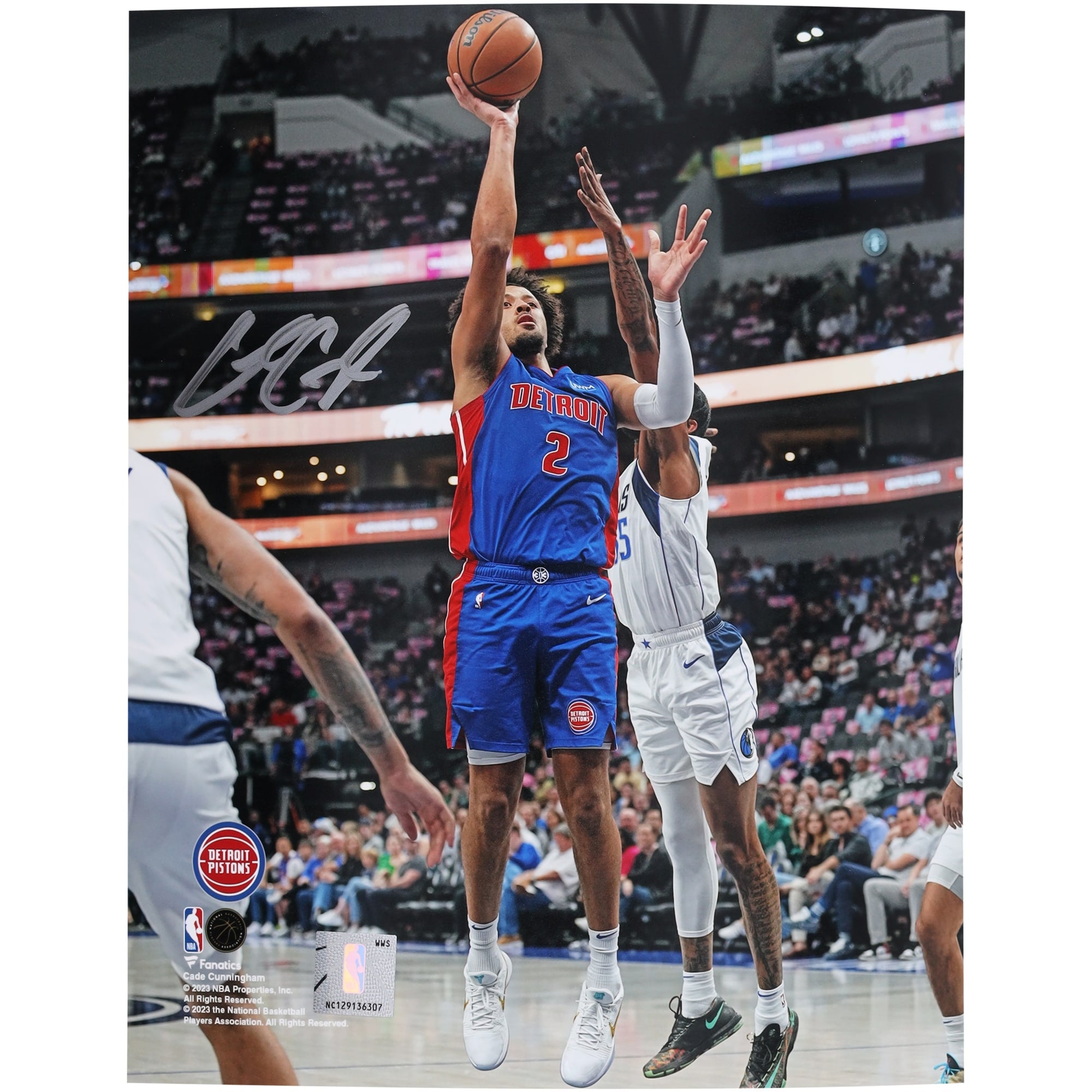 Cade Cunningham, Detroit Pistons, photographie autographiée de 20,3 x 25,4 cm du match de la série Layup contre les Dallas Mavericks
