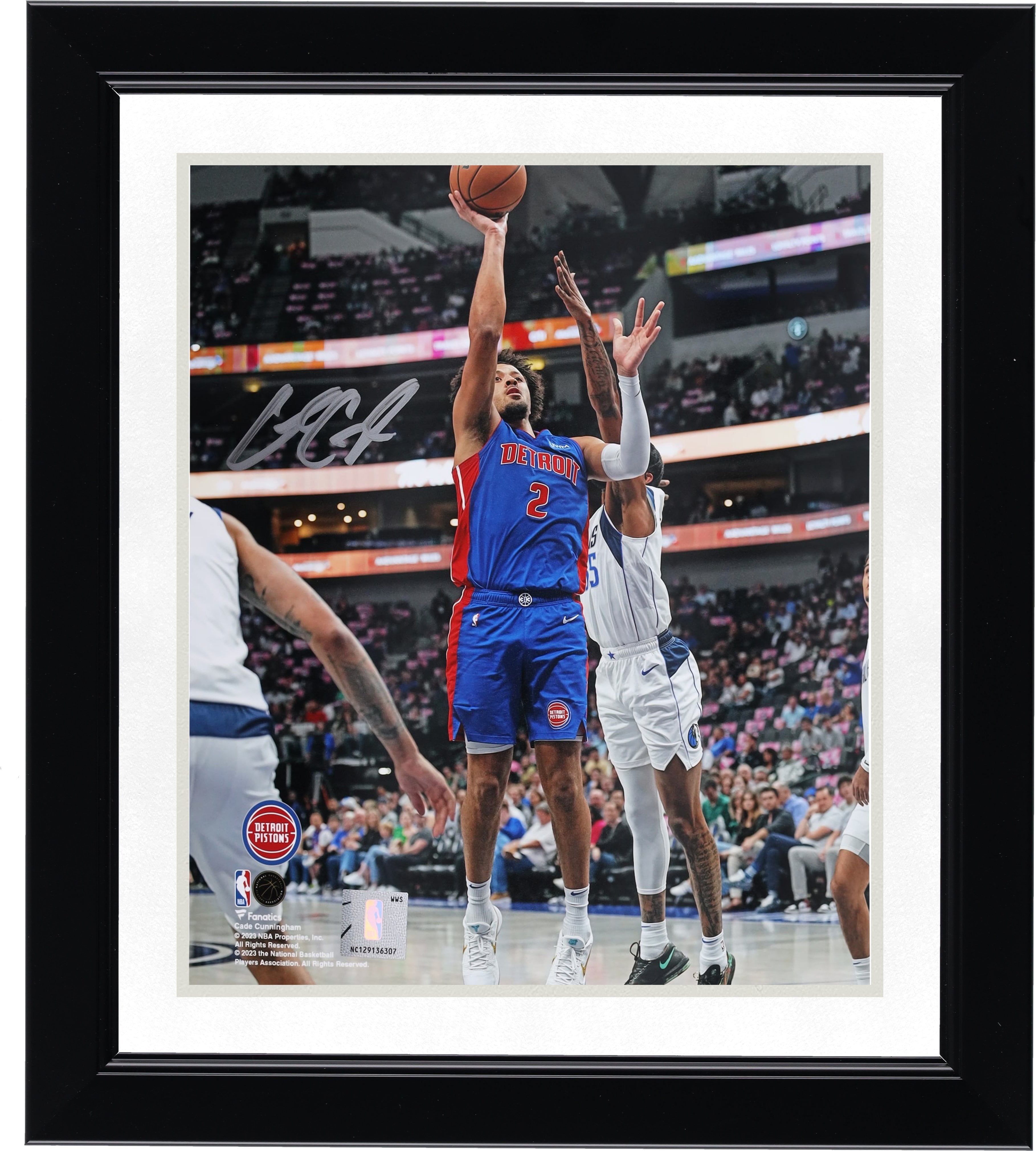 Cade Cunningham, Detroit Pistons, photographie autographiée de 20,3 x 25,4 cm du match de la série Layup contre les Dallas Mavericks