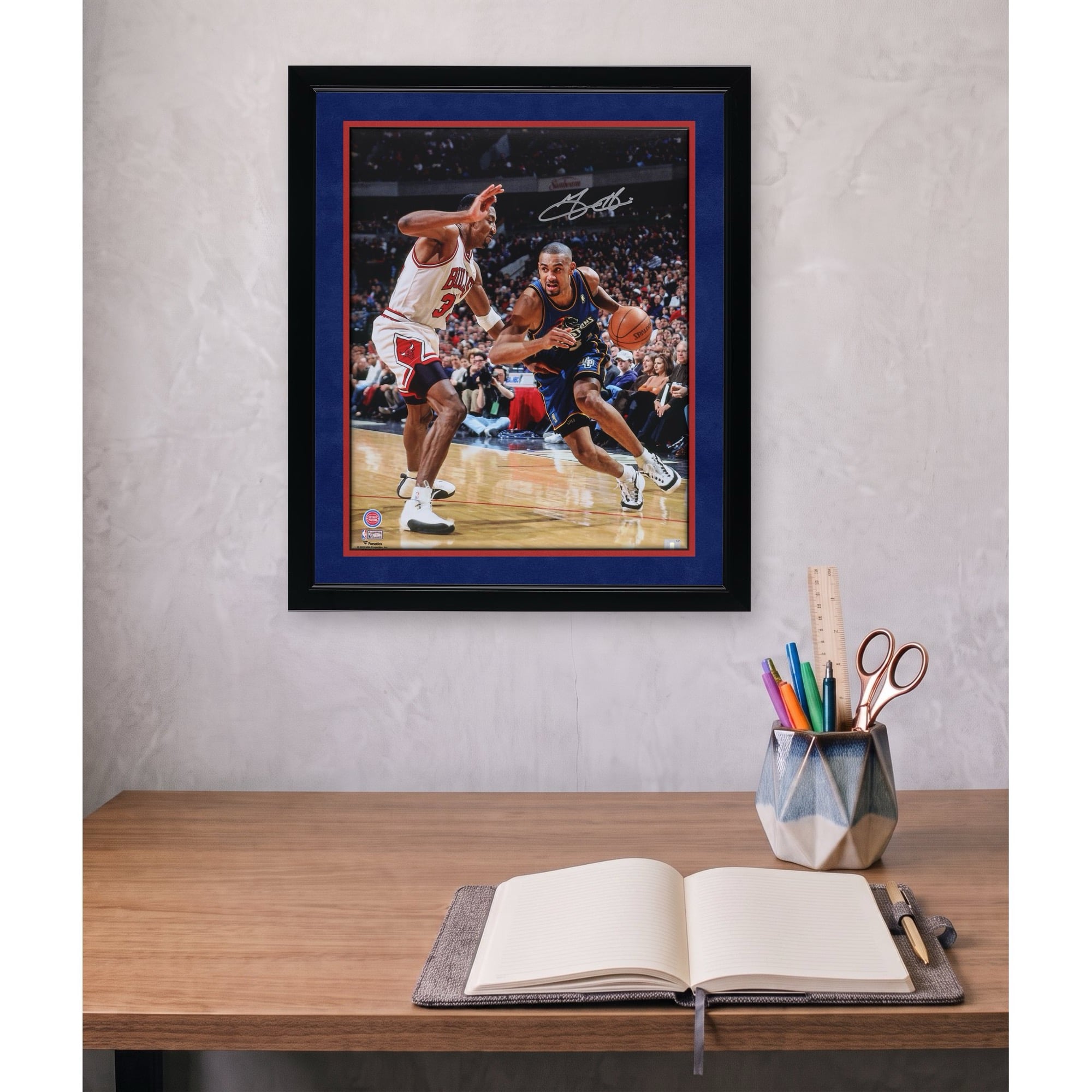 Grant Hill Detroit Pistons Autographed 16" x 20" Driving to the Basket Photograph