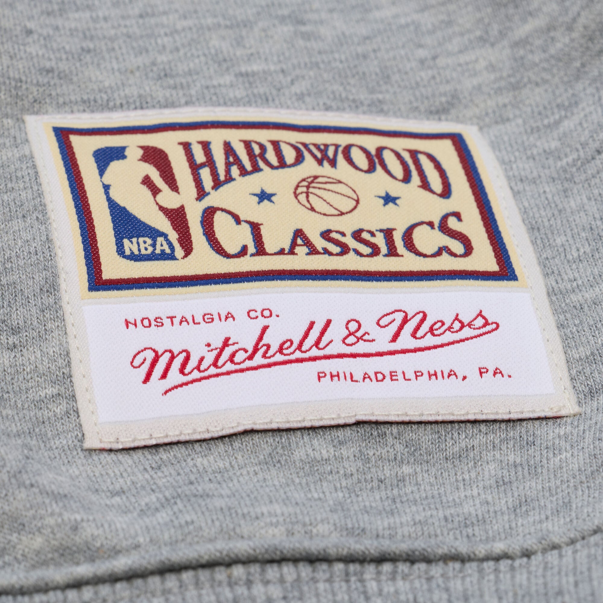 Men's Mitchell & Ness Heather Gray Detroit Pistons Walk-Off Fleece Sweatshirt