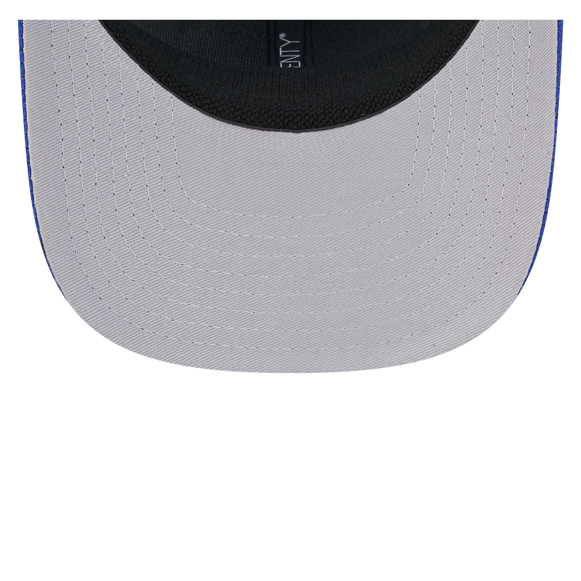 Casquette trucker ajustable New Era Detroit Pistons bleue ton sur ton 9SEVENTY pour homme