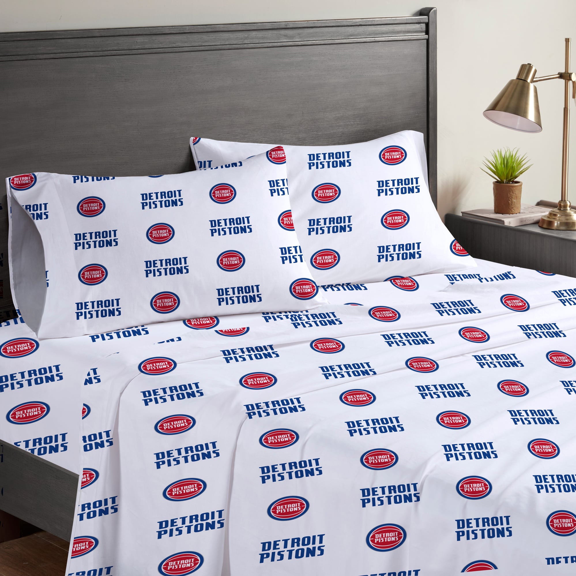 Pegasus Detroit Pistons Four-Piece Queen Sheet Set