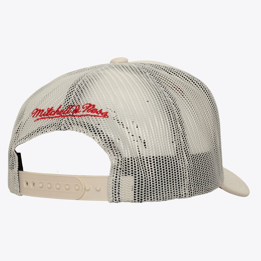 Detroit Red Wings Cream Vintage Trucker Adjustable Hat display picture 3