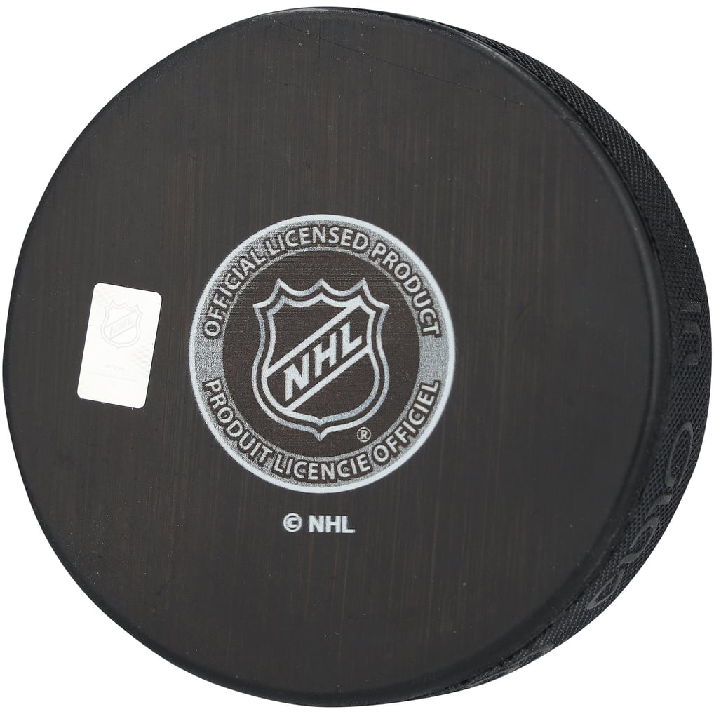 Patrick Kane Detroit Red Wings Autographed Fanatics Authentic Hockey Puck with "500th NHL G 1-8-26" Inscription