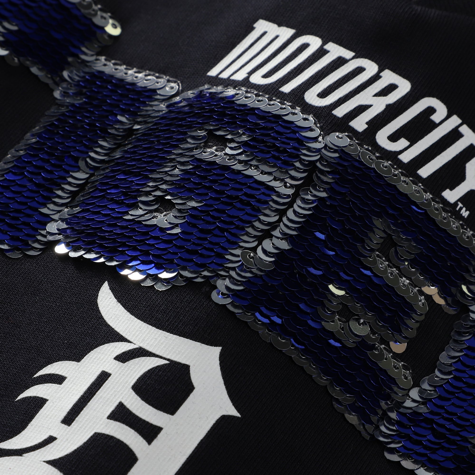 T-shirt à col en V sequins réversibles New Era bleu marine Detroit Tigers City Connect pour jeunes filles