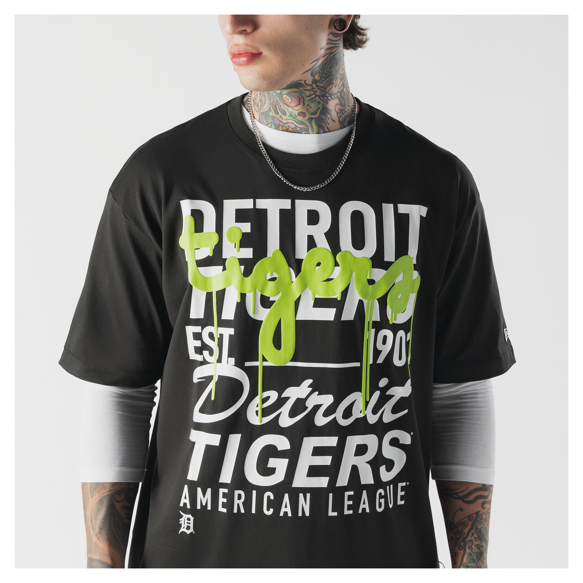 T-shirt homme New Era noir Detroit Tigers Lifestyle Glow Spray Paint