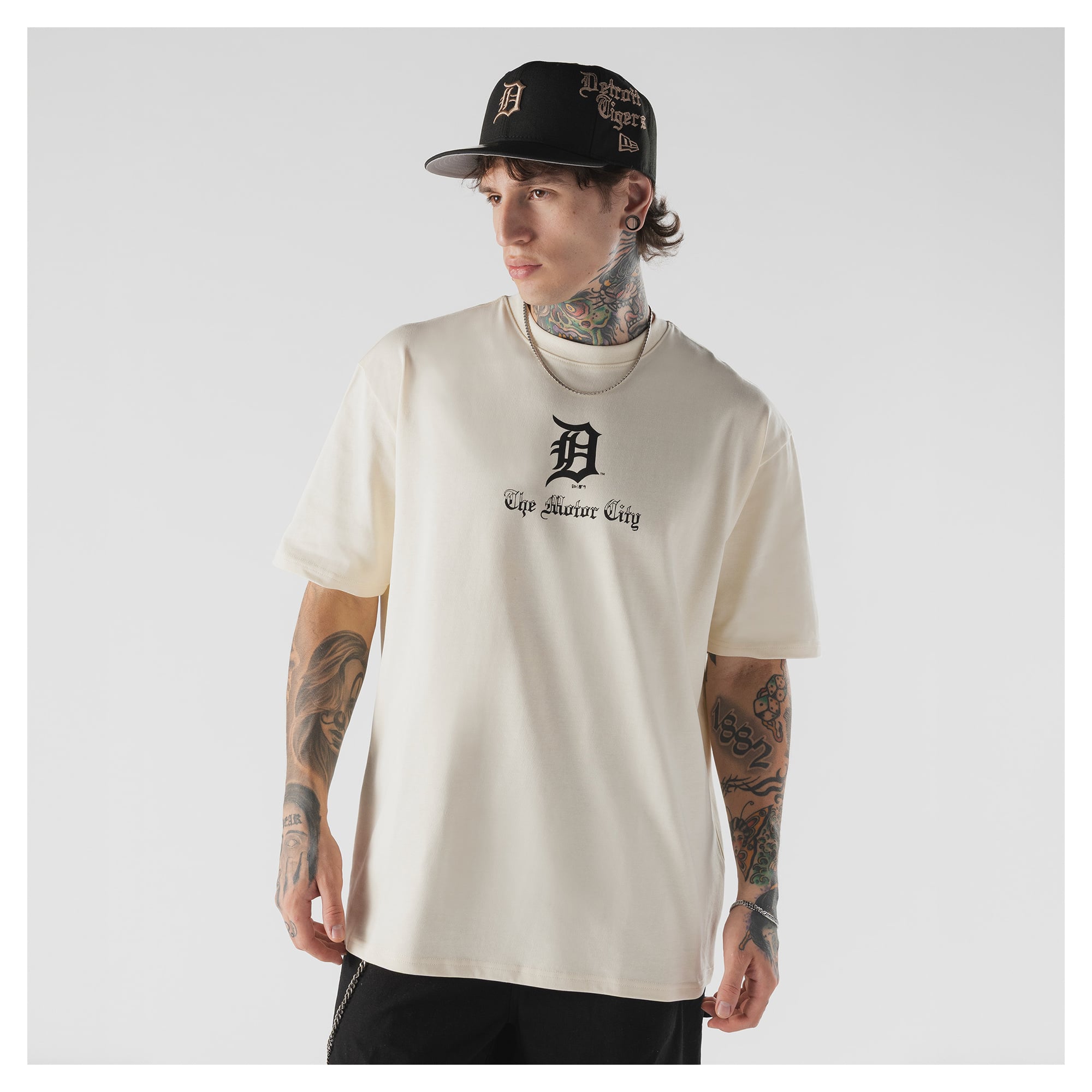 T-shirt New Era crème pour homme, Detroit Tigers, lettrage gothique Heritage