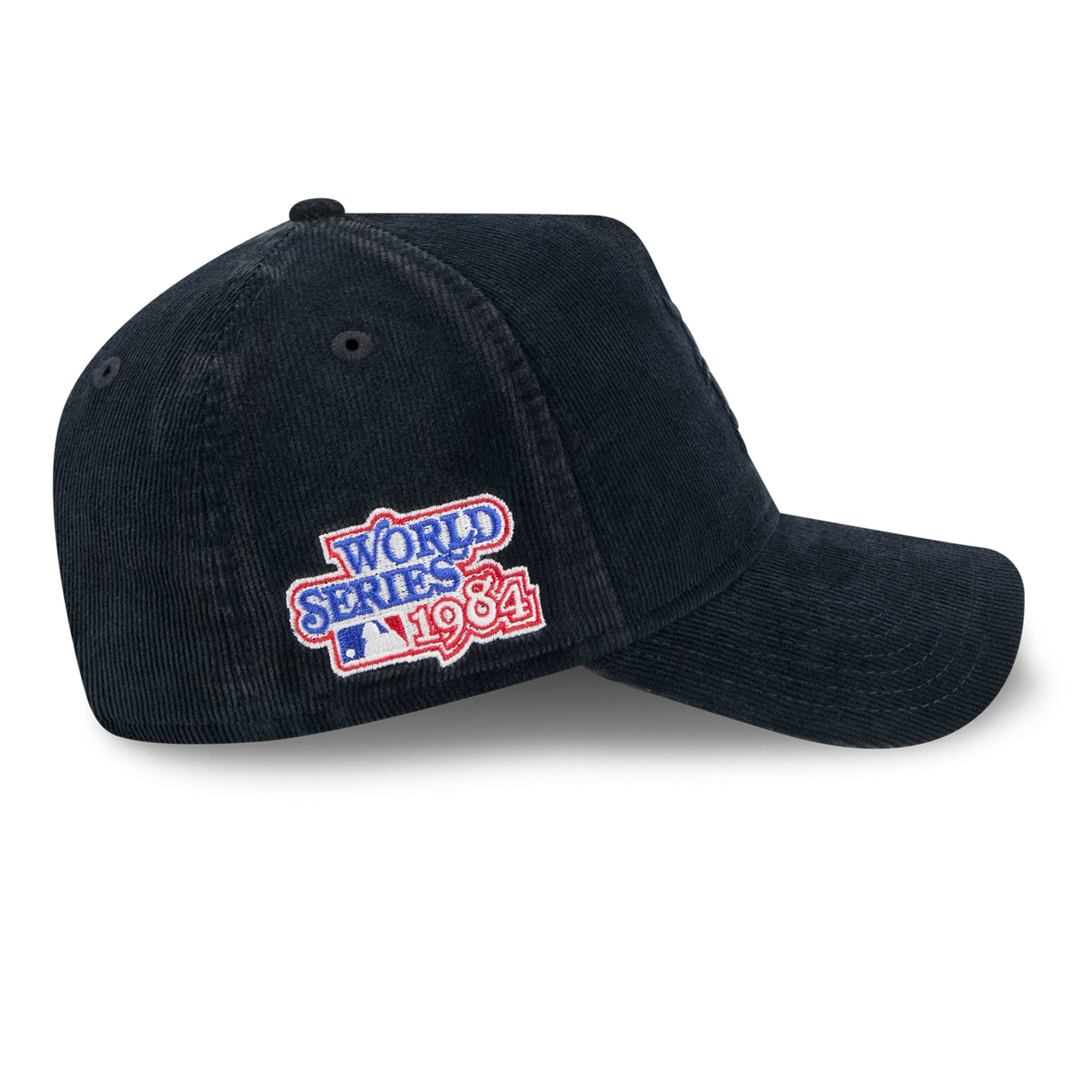 Casquette New Era pour homme, modèle 9FORTY, bleu marine, Detroit Tigers, écusson latéral des World Series 1984, en velours côtelé ton sur ton.
